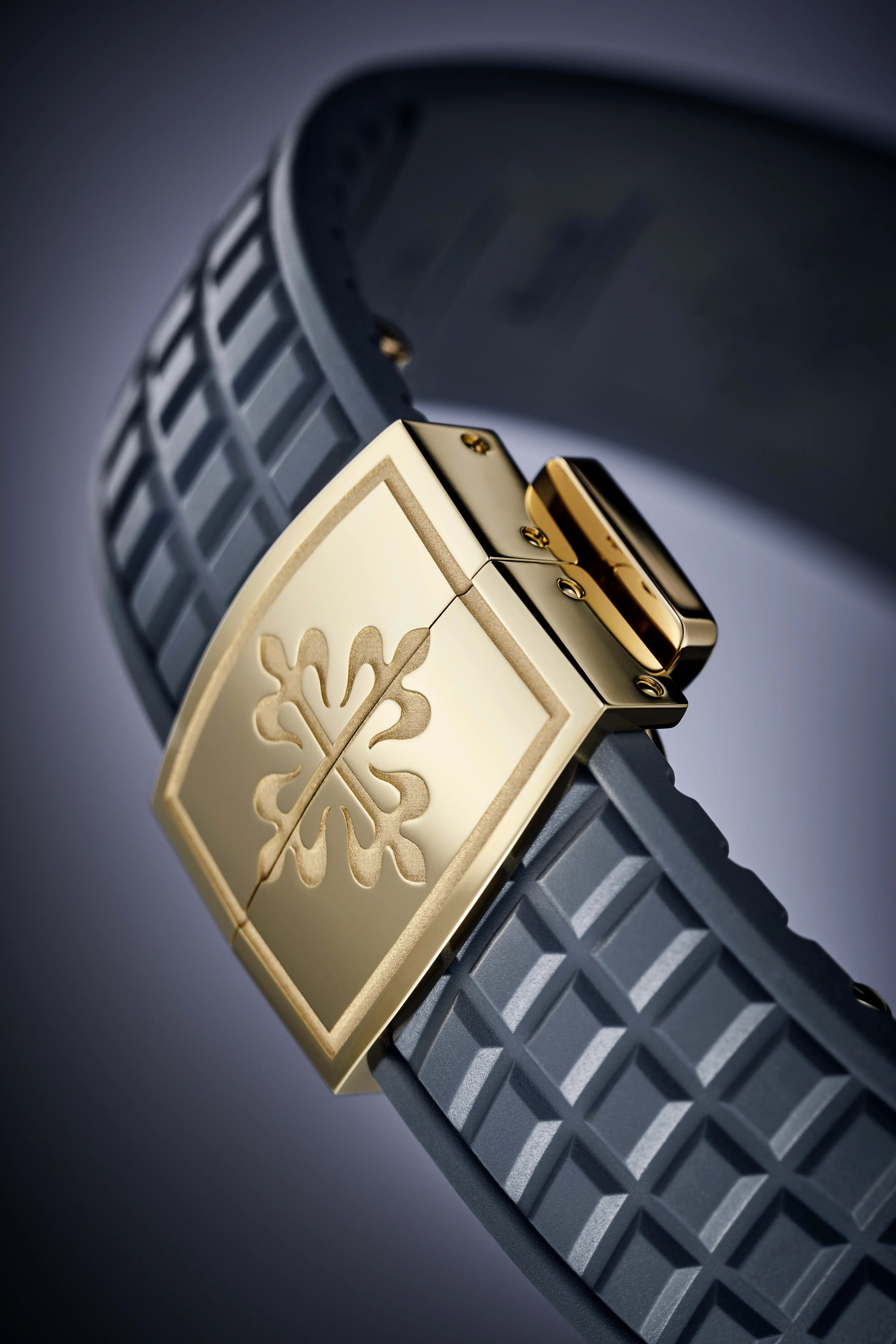 PP_5269R_001_DET_BRACELET_69