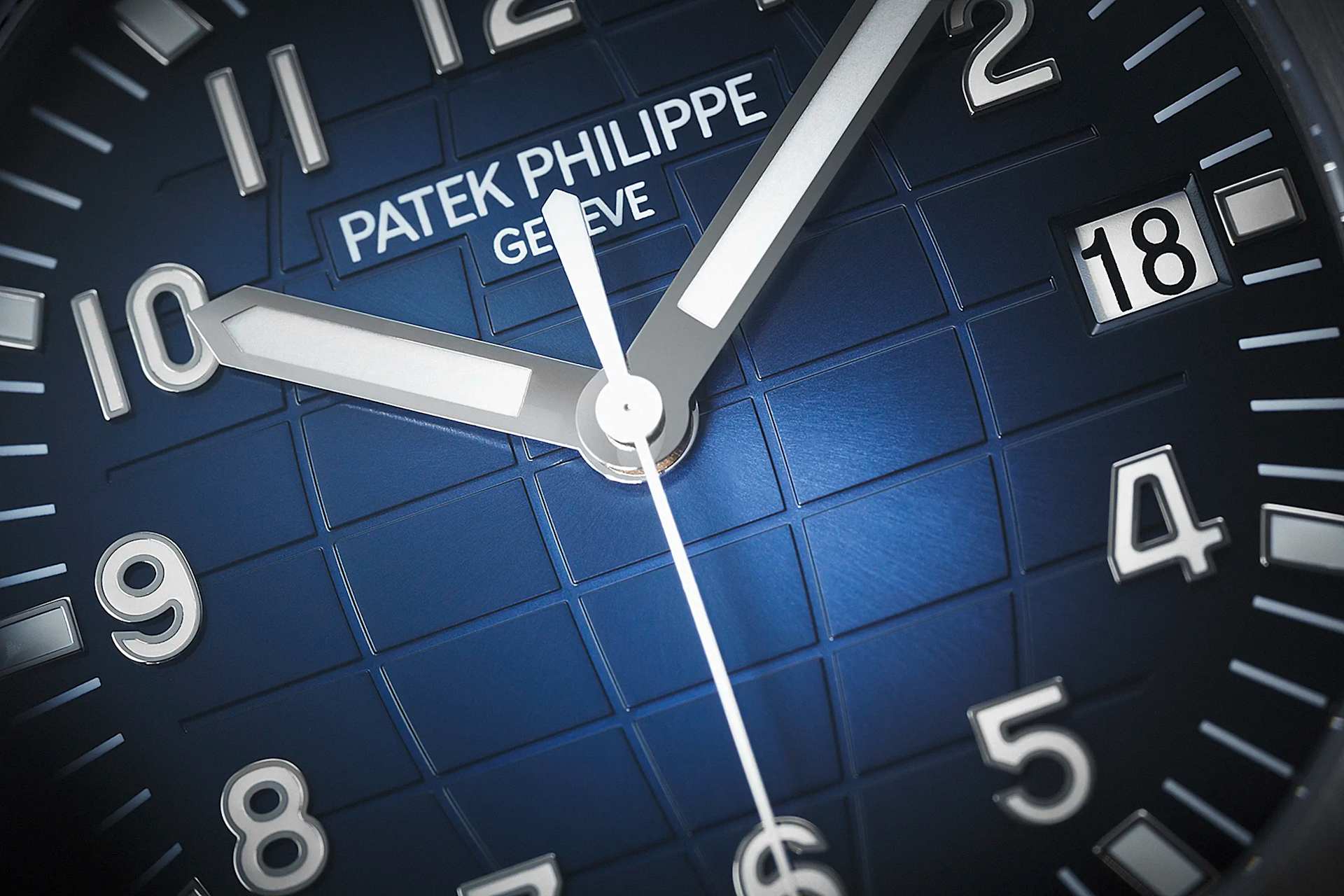 Aquanaut Blue Dial & Strap White Gold ref. 5168G-001 | Patek Philippe