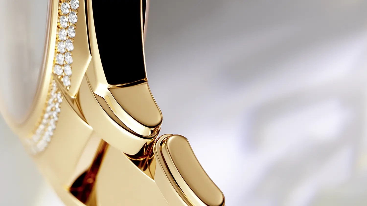 PP_7300_1200R_010_DET_BRACELET_01