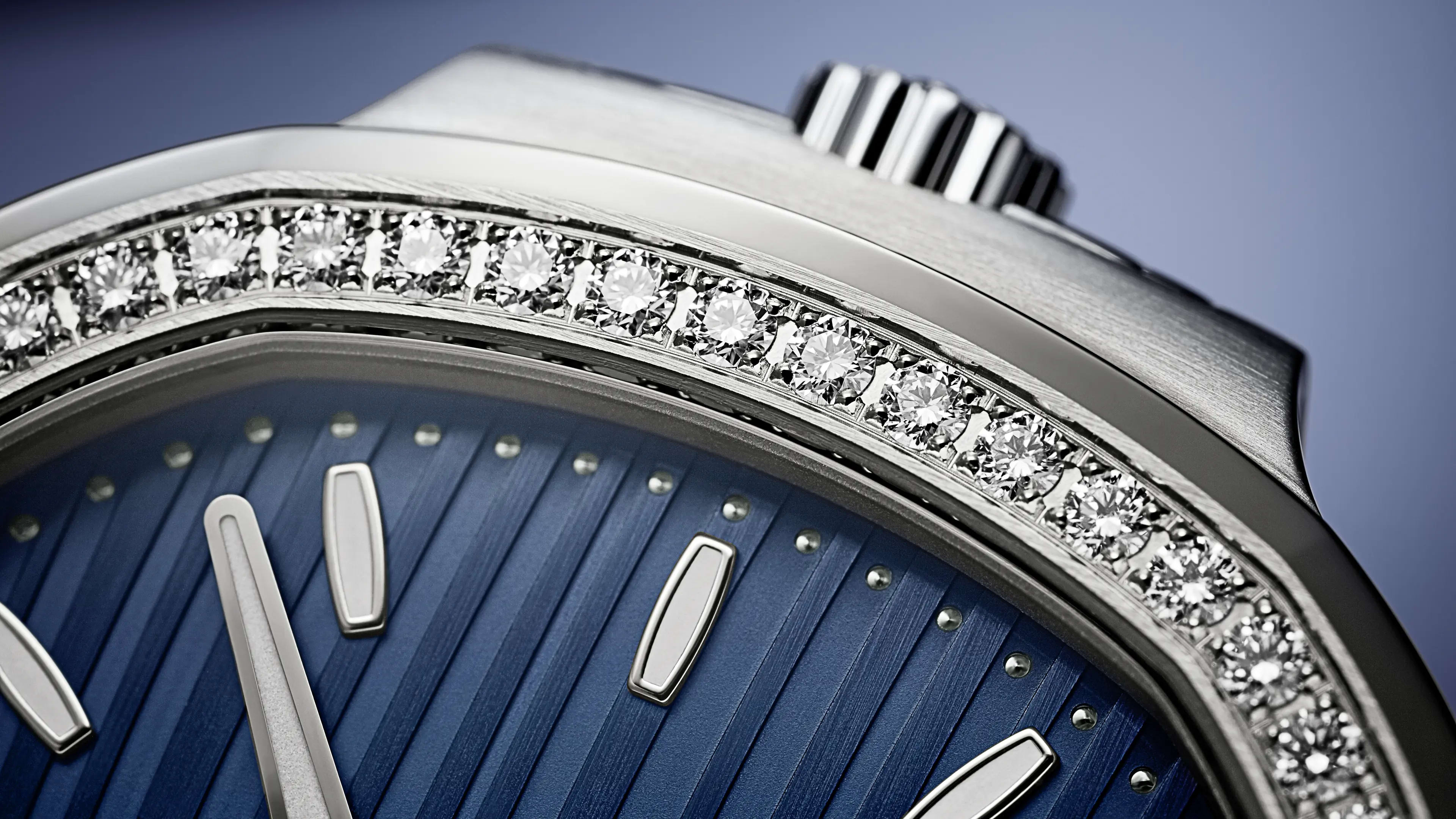 PP_7118_1200A_001_DET_CASE_DIAL_02