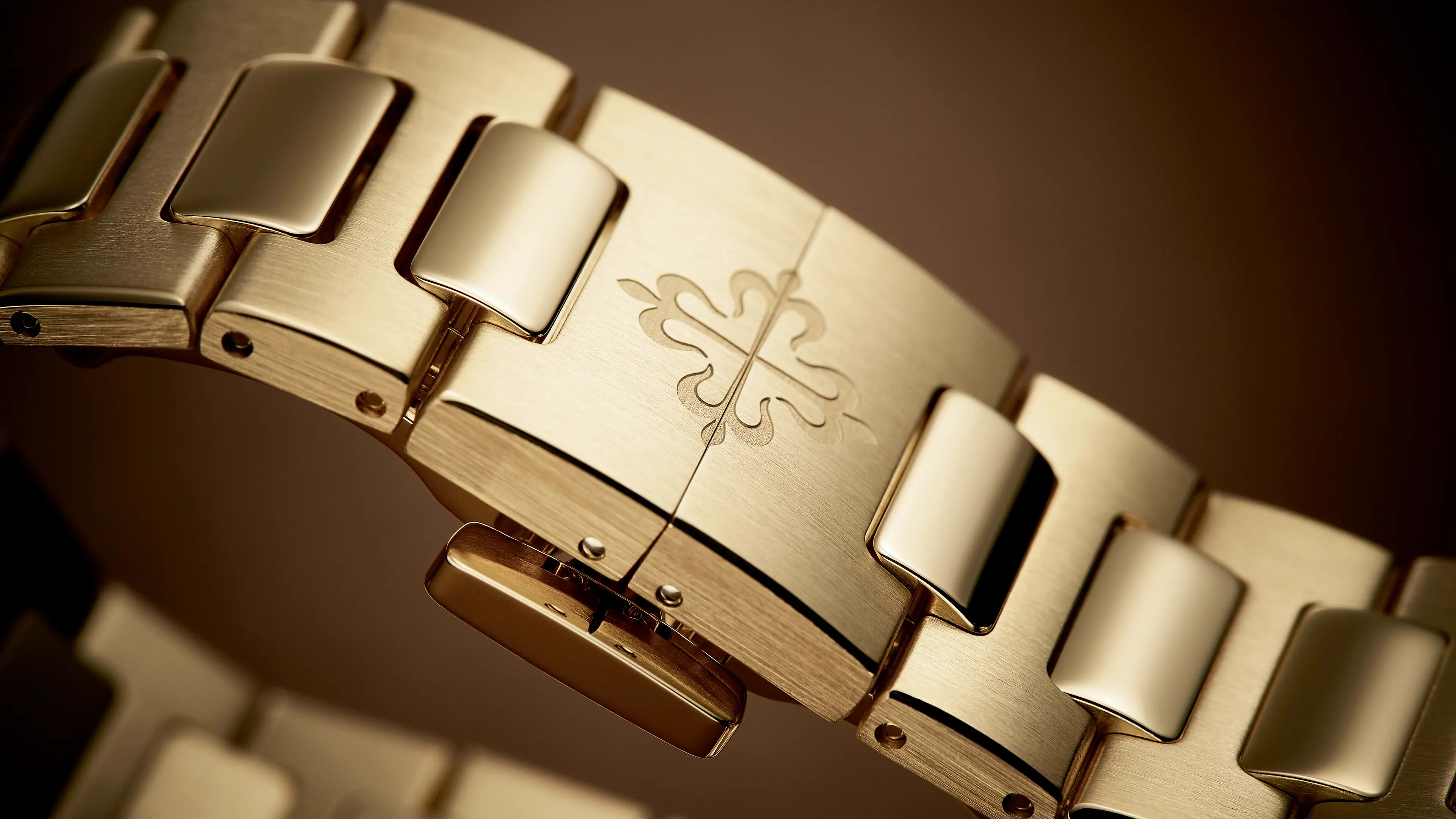 PP_7118_1R_001_DET_BRACELET_02