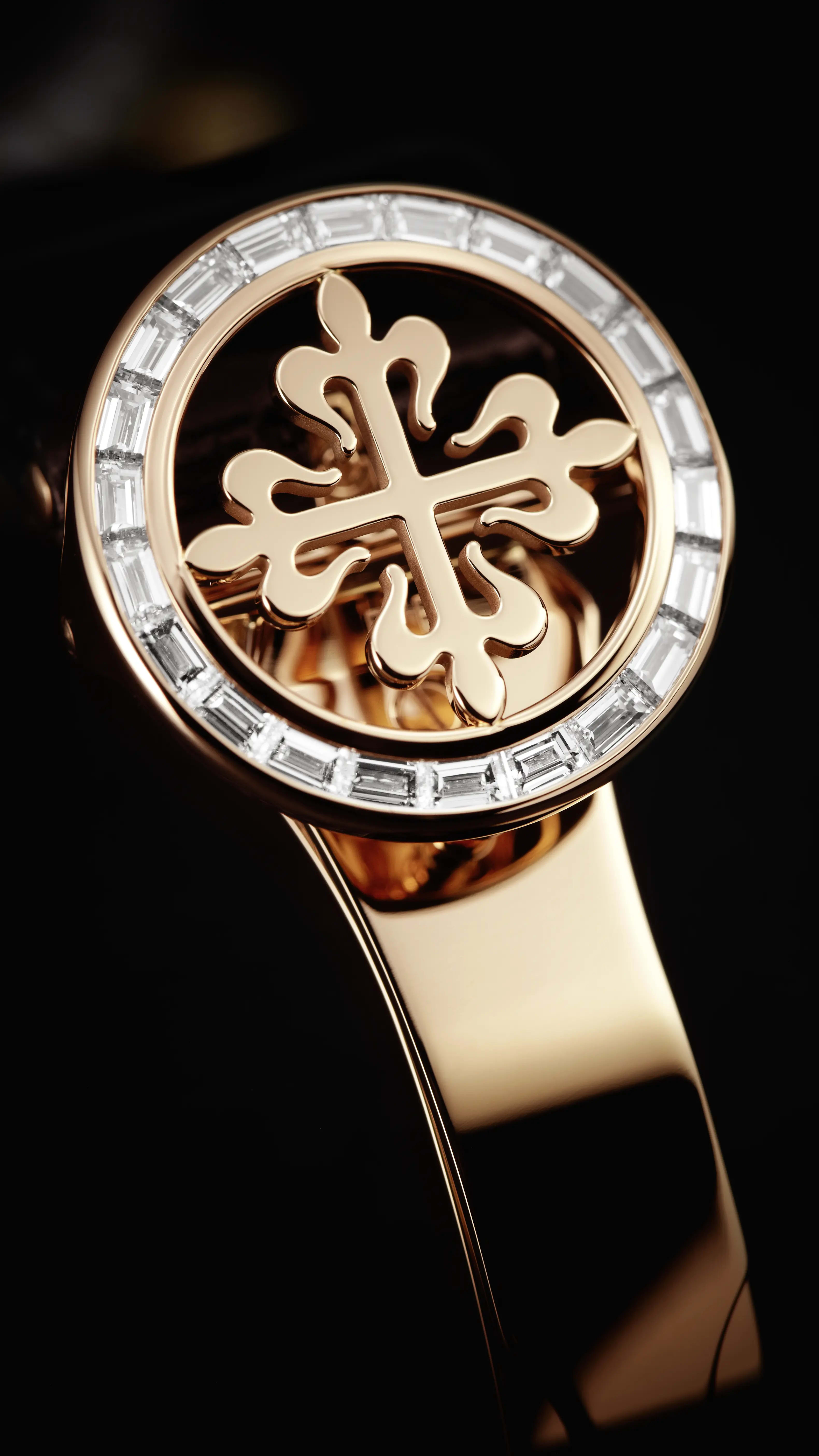 PP_6104R_001_DET_BRACELET