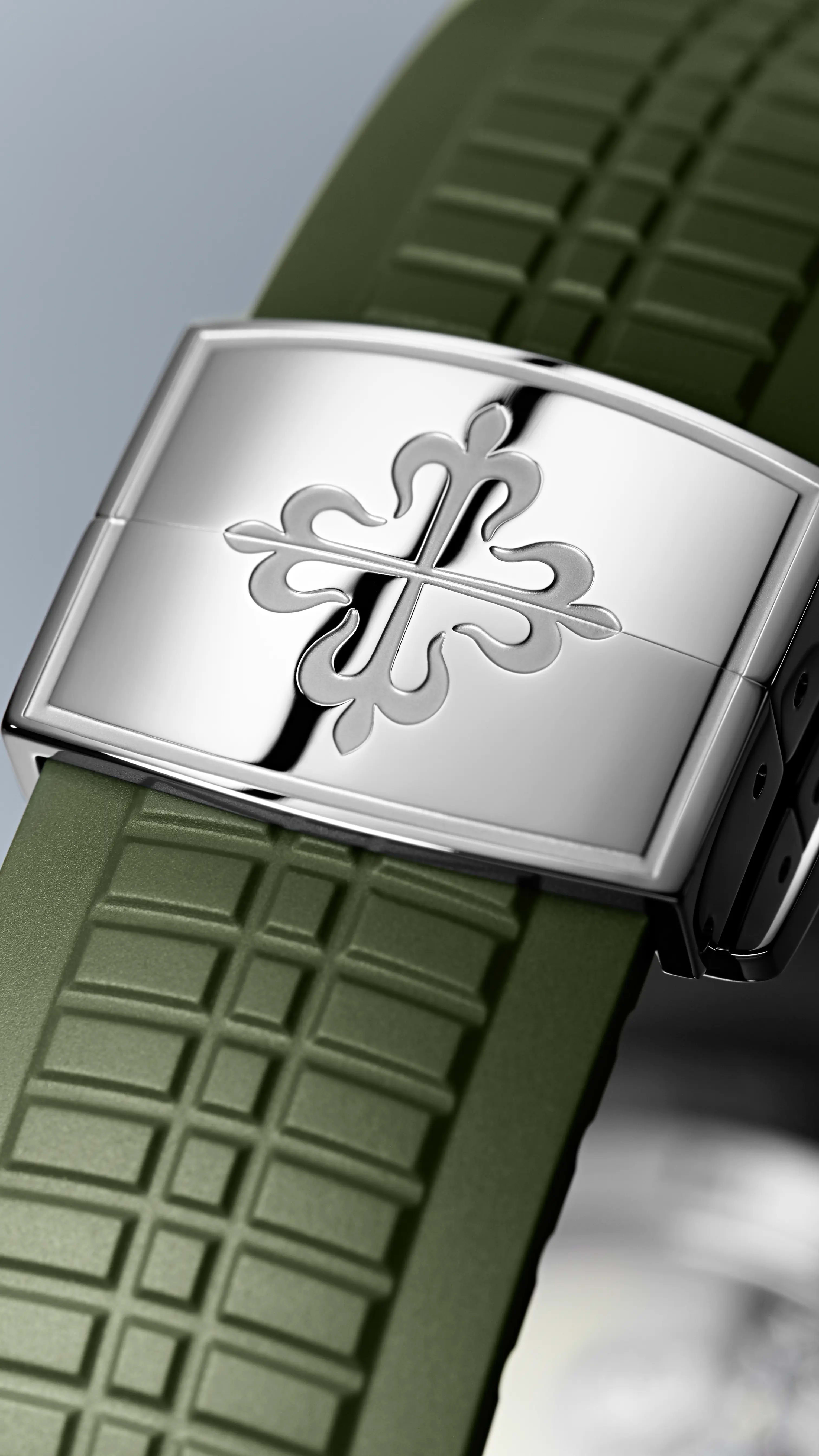 PP_5168G_010_DET_BRACELET_01