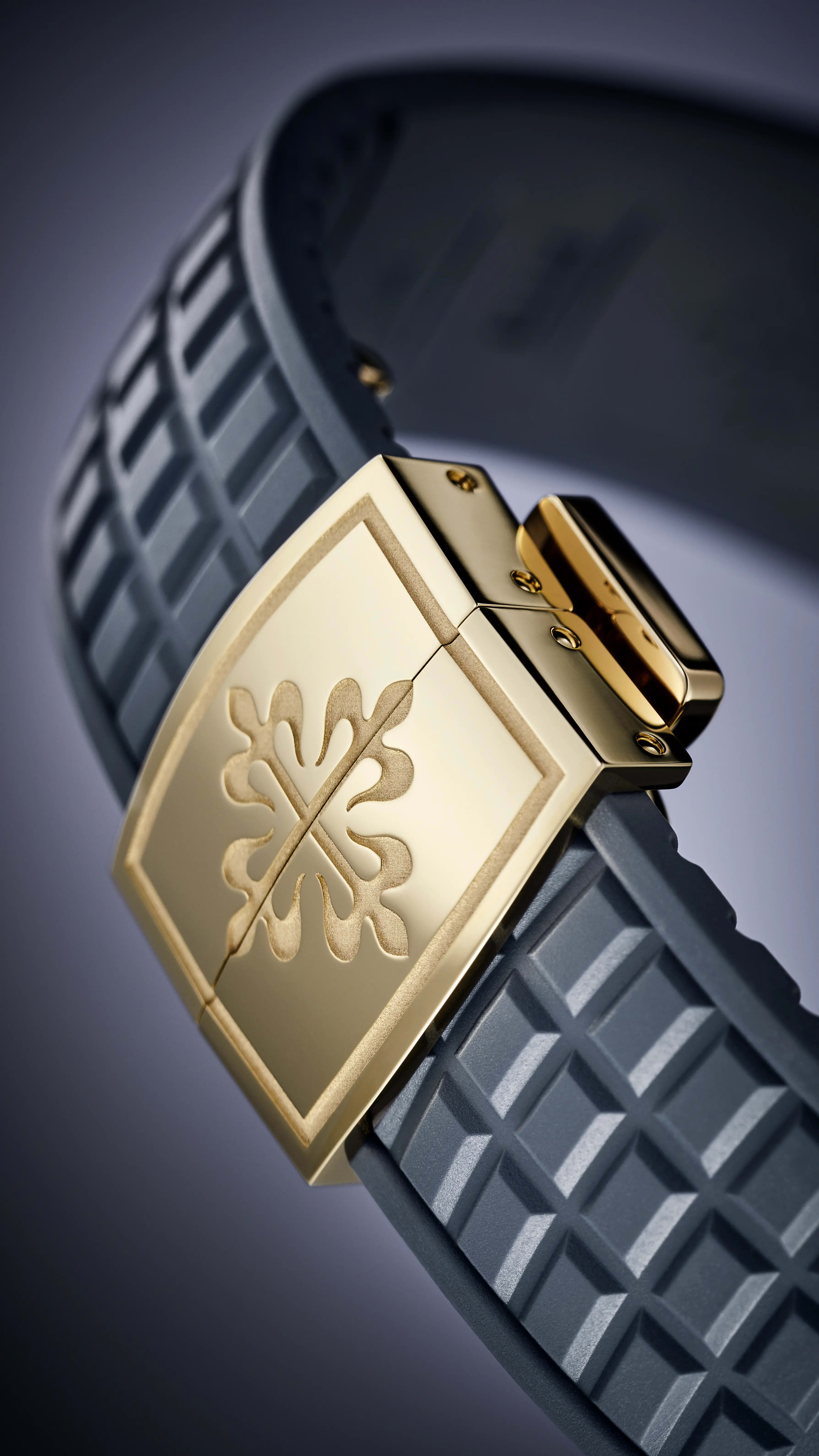 PP_5269R_001_DET_BRACELET_55