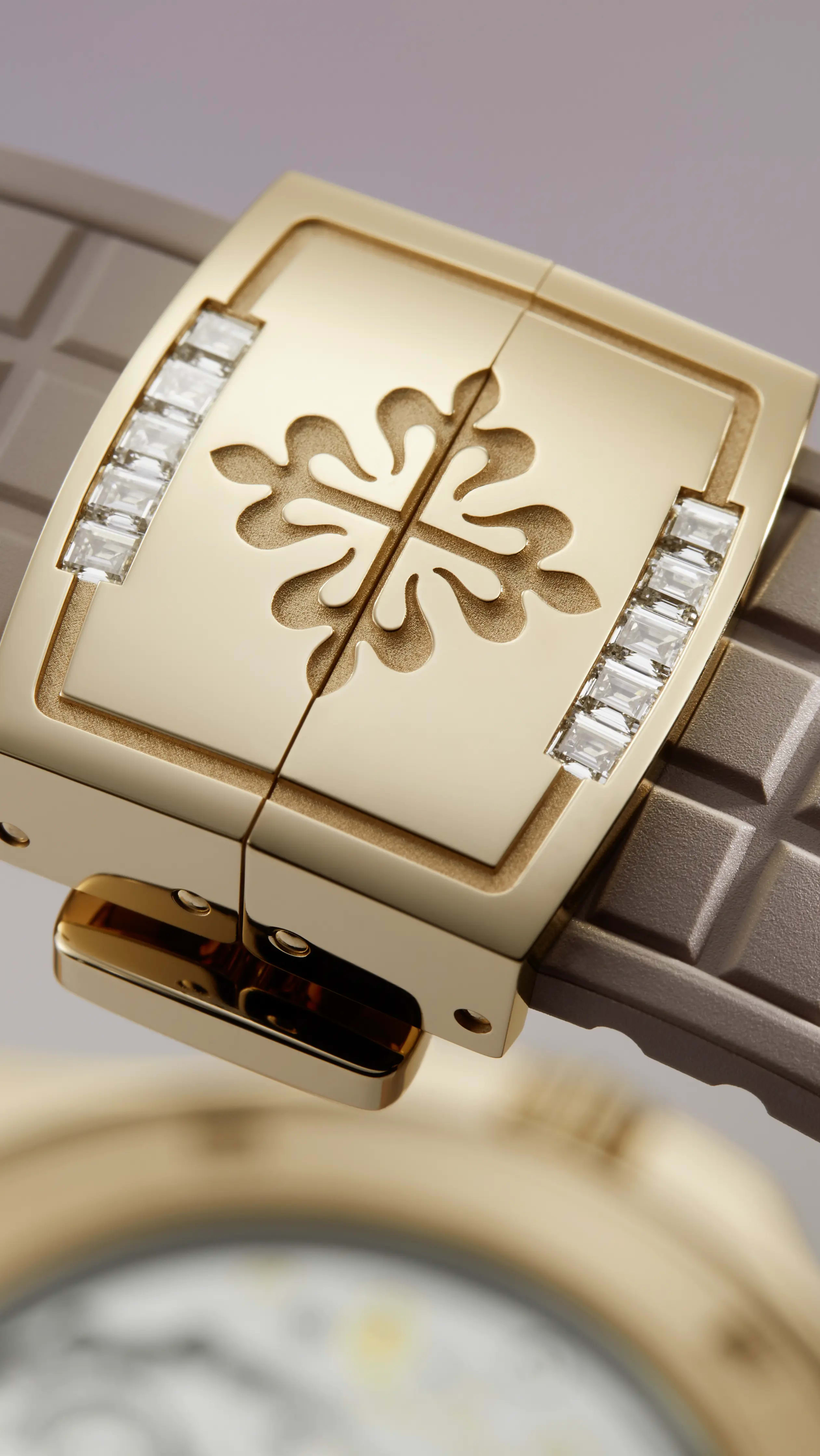 PP_5260_355R_001_DET_BRACELET_94