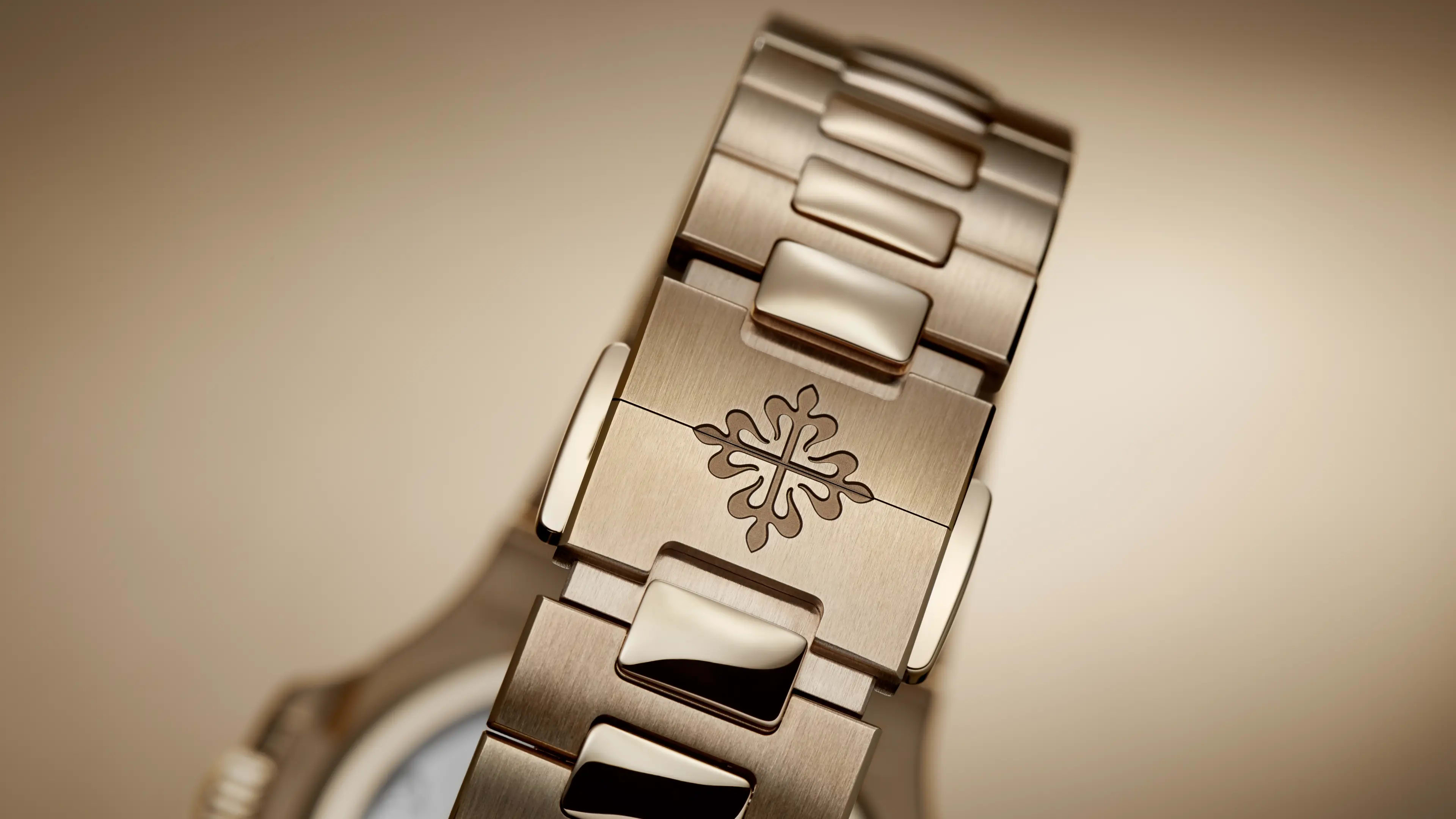 PP_5712_1R_001_DET_BRACELET_92