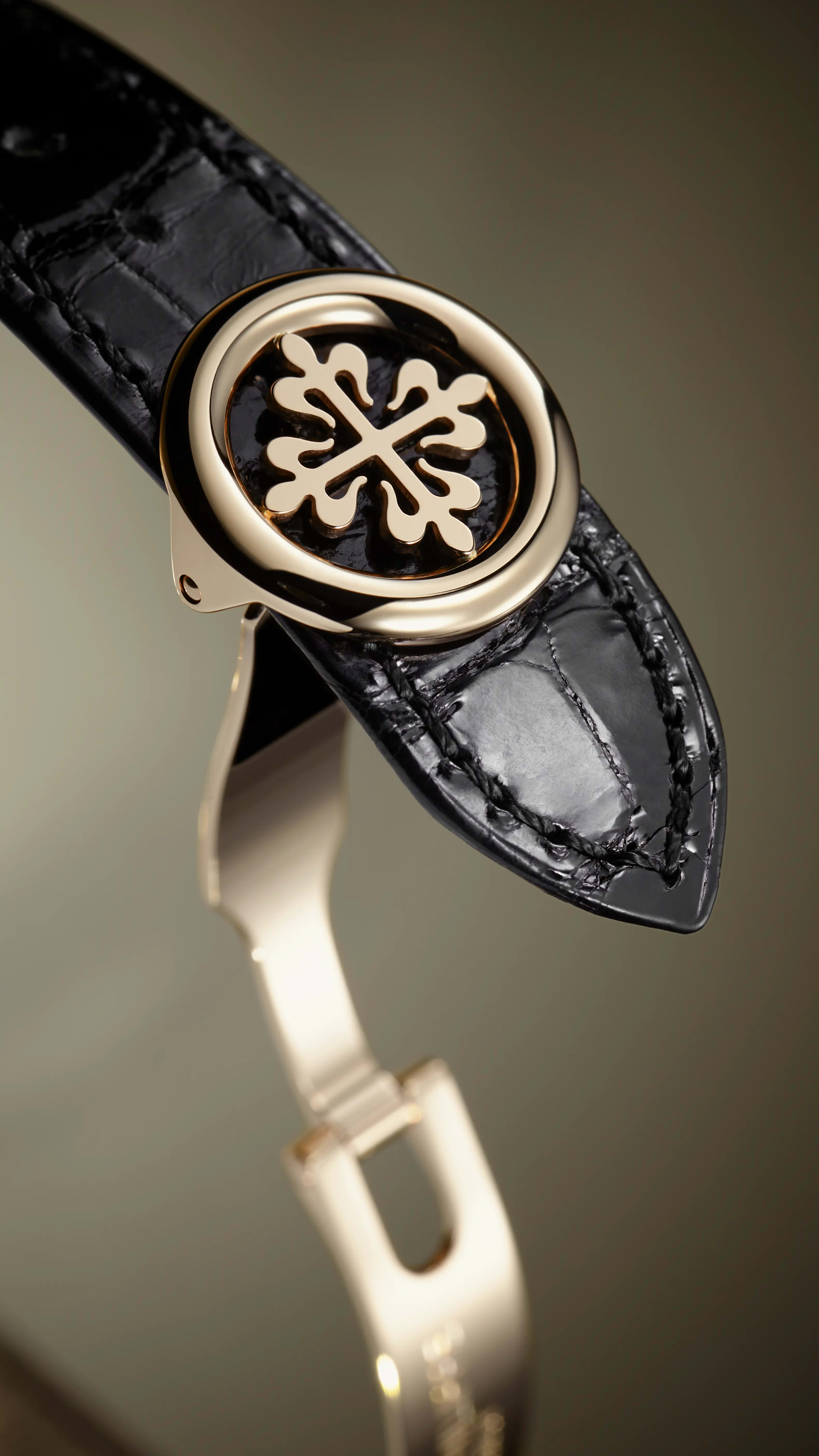 PP_5303R_001_DET_BRACELET_63