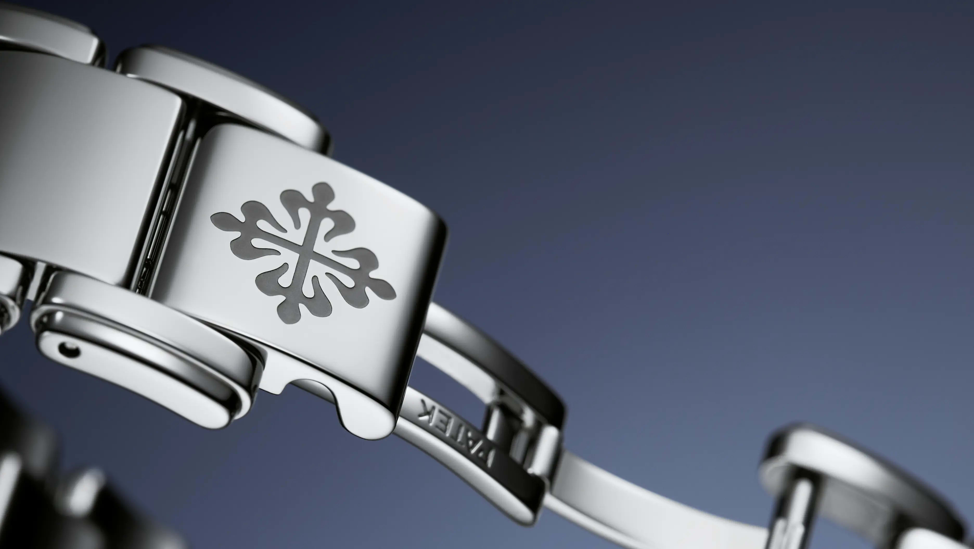 PP_4910_1200A_001_DET_BRACELET_15
