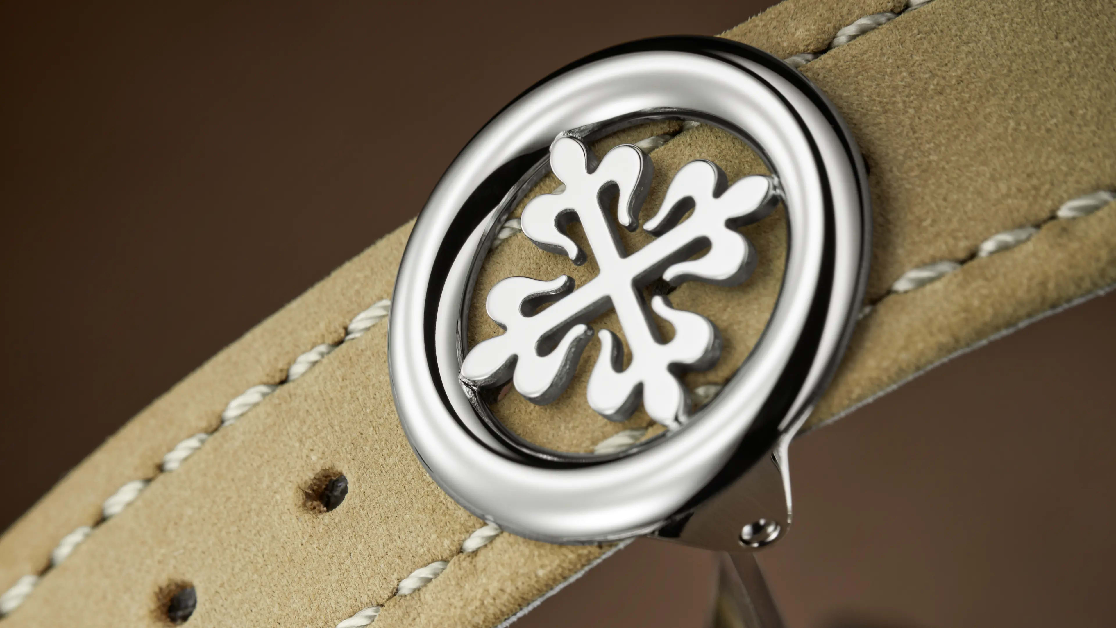 PP_5326G_001_DET_BRACELET_94_BRAC1