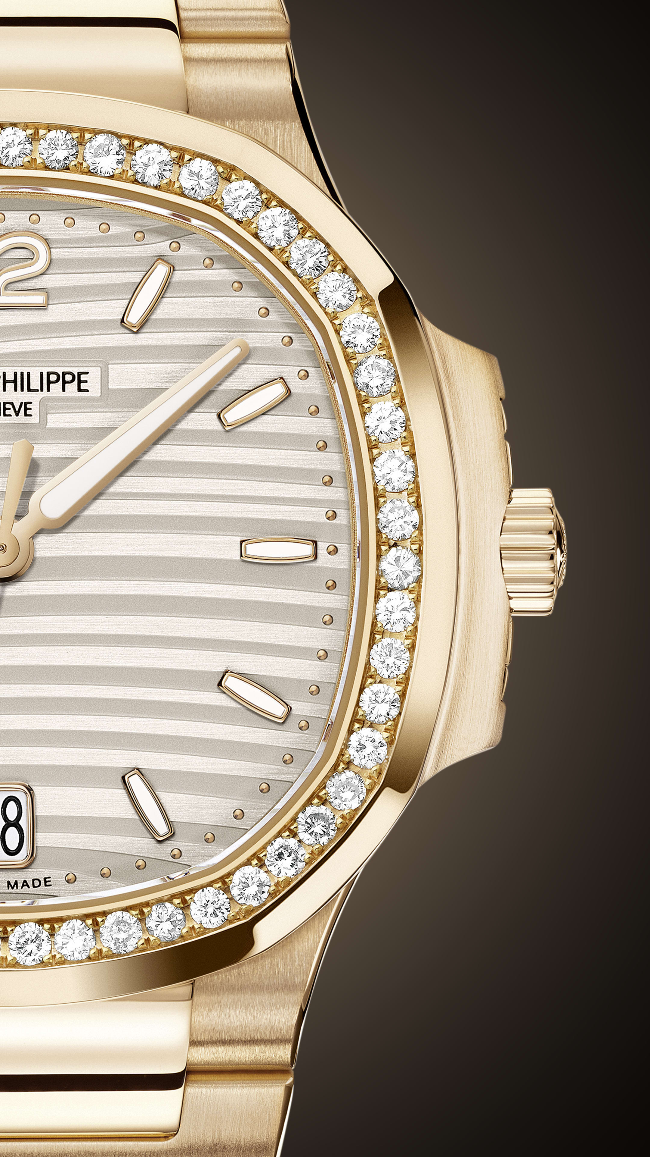 ローズゴールド仕様婦人用ノーチラス7118/1200R-001モデル | Patek