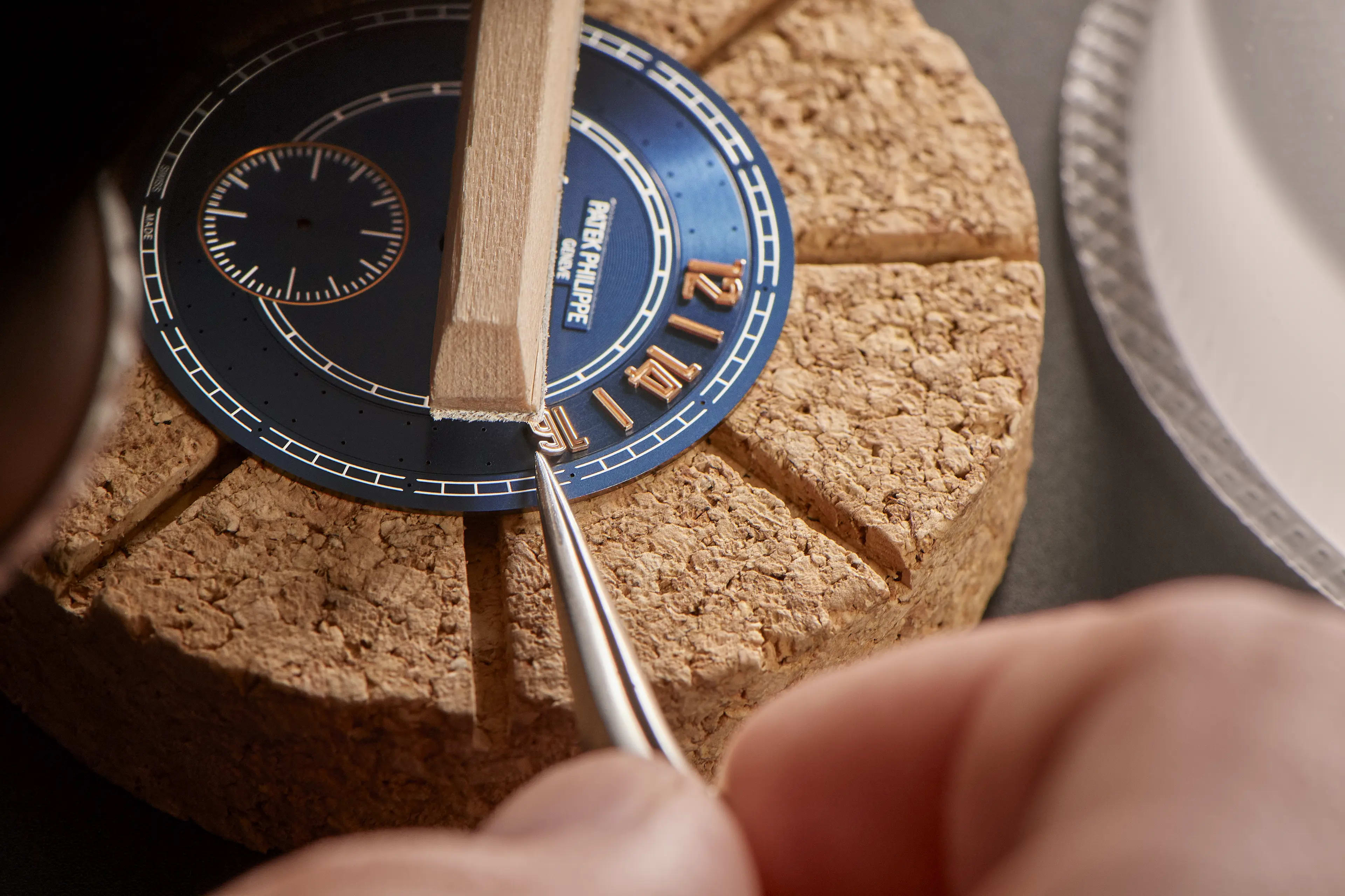 PP_5224R-001-dial-hour-marker-fluckiger-1
