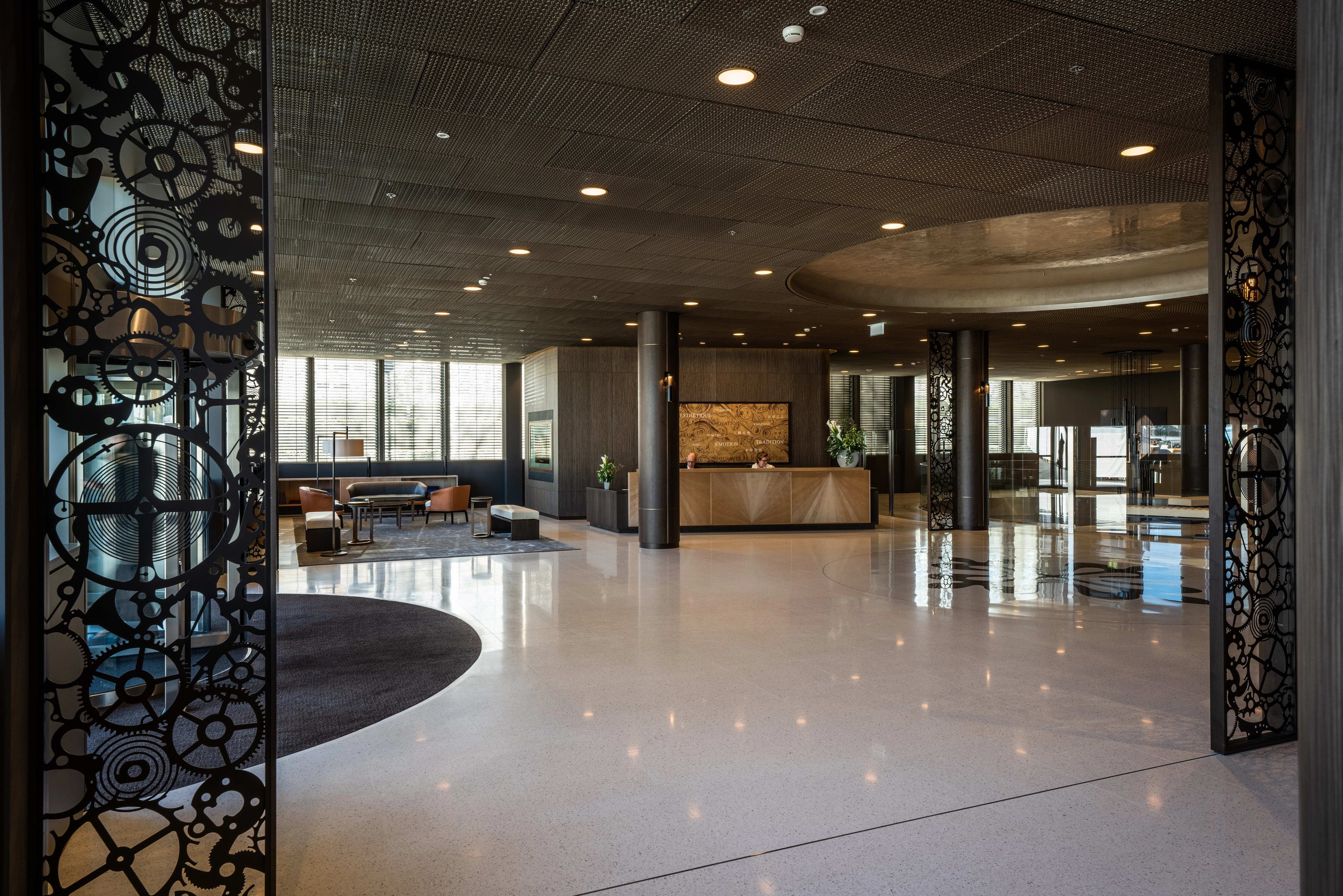 pp-manufacture-pp6-entrance-interior