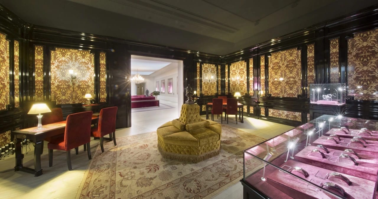 pp-exhibition-london-2015-reconstitution-napoleon-salon