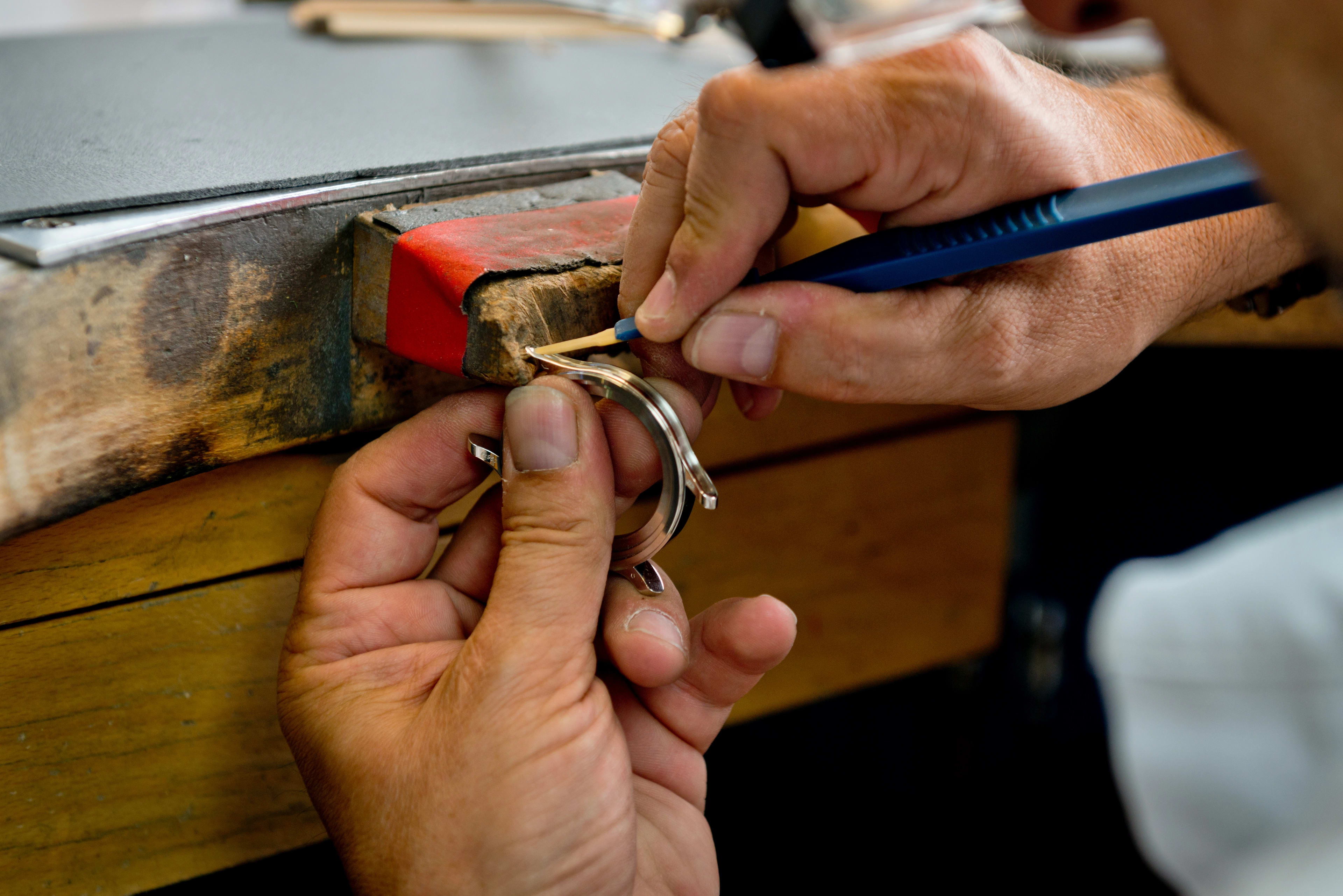 pp-hand-finishing-case