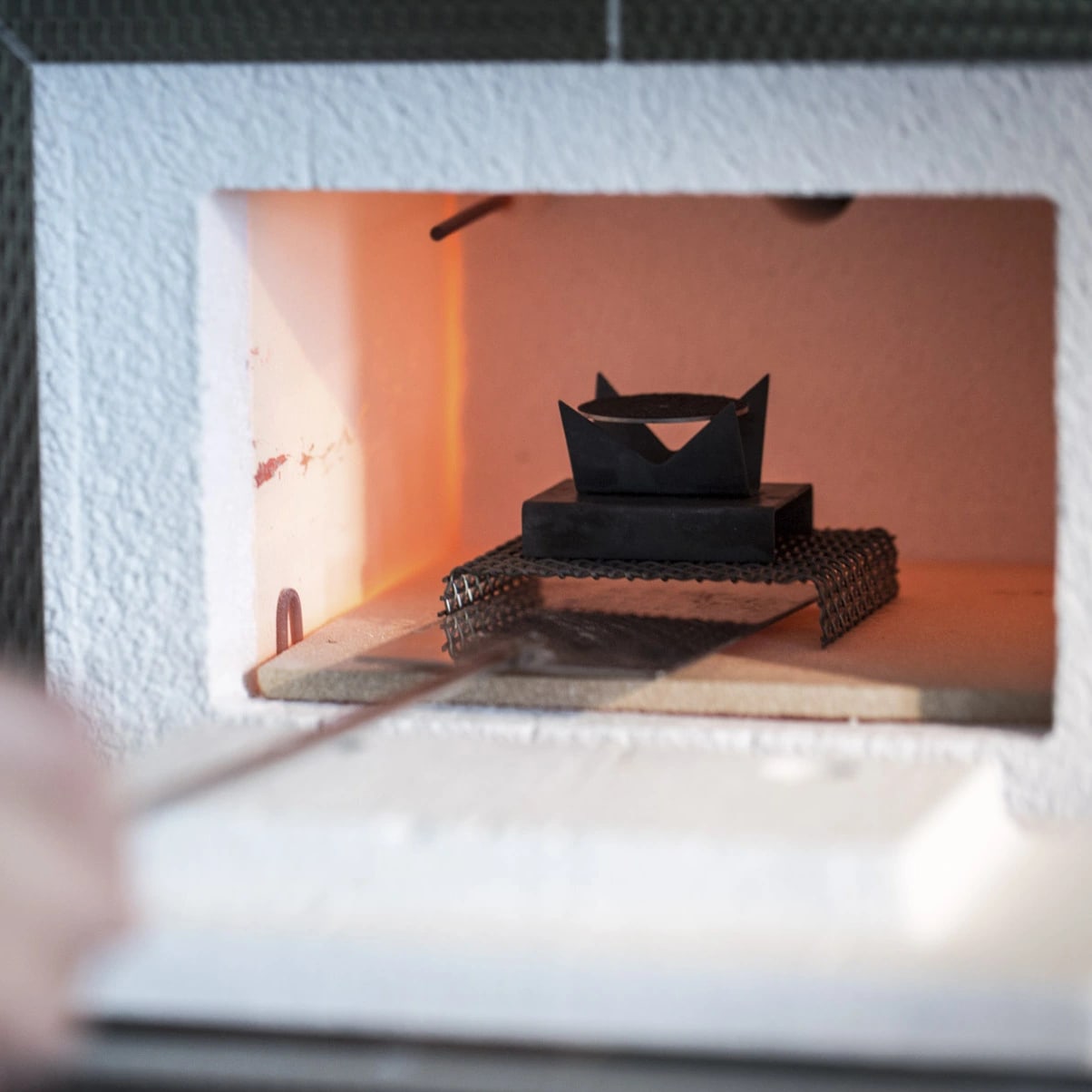 PP_rare-handcrafts-enameling-dial-firing