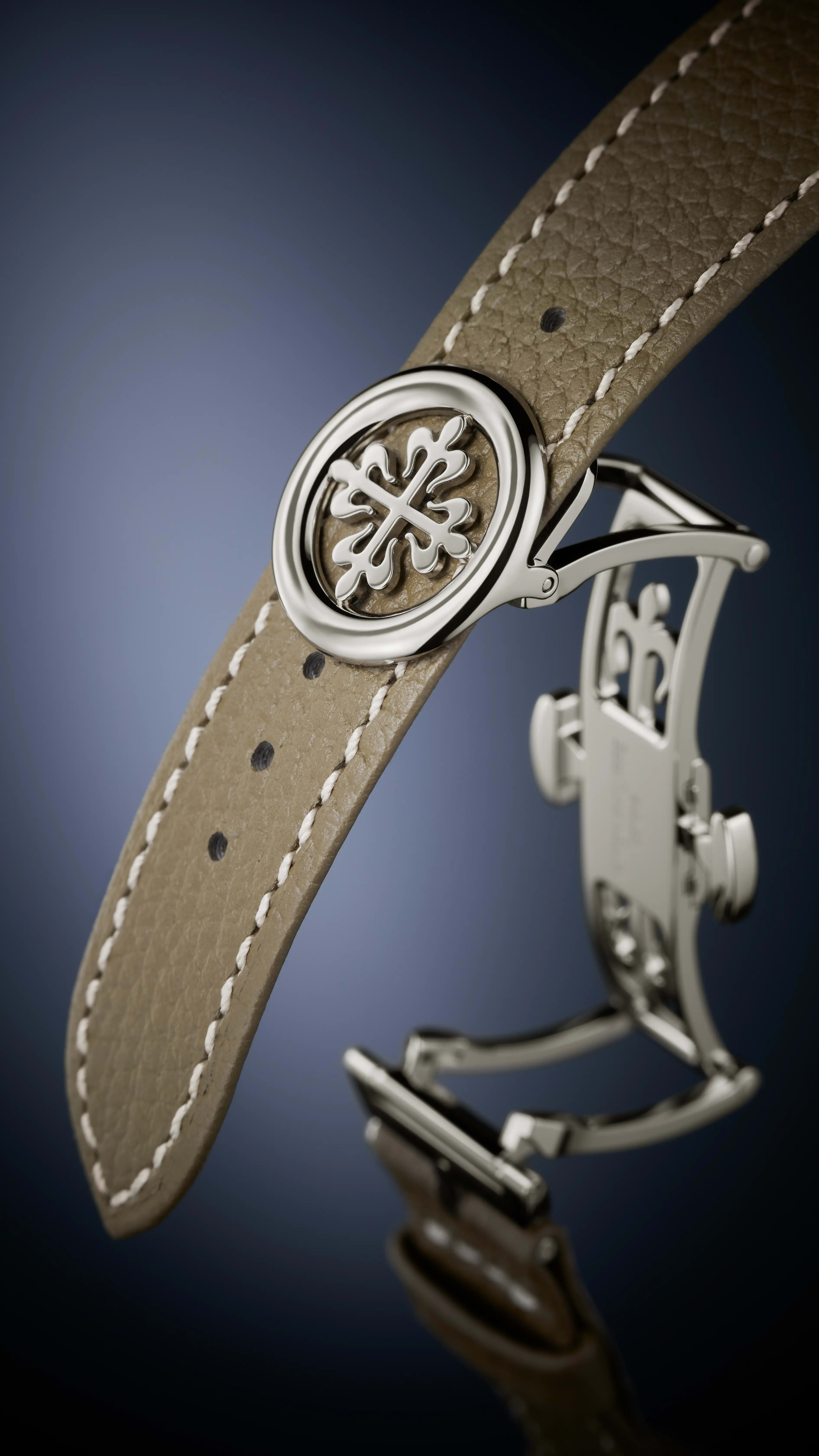 PP_5328G_001_DET-BRACELET_03_BRAC2