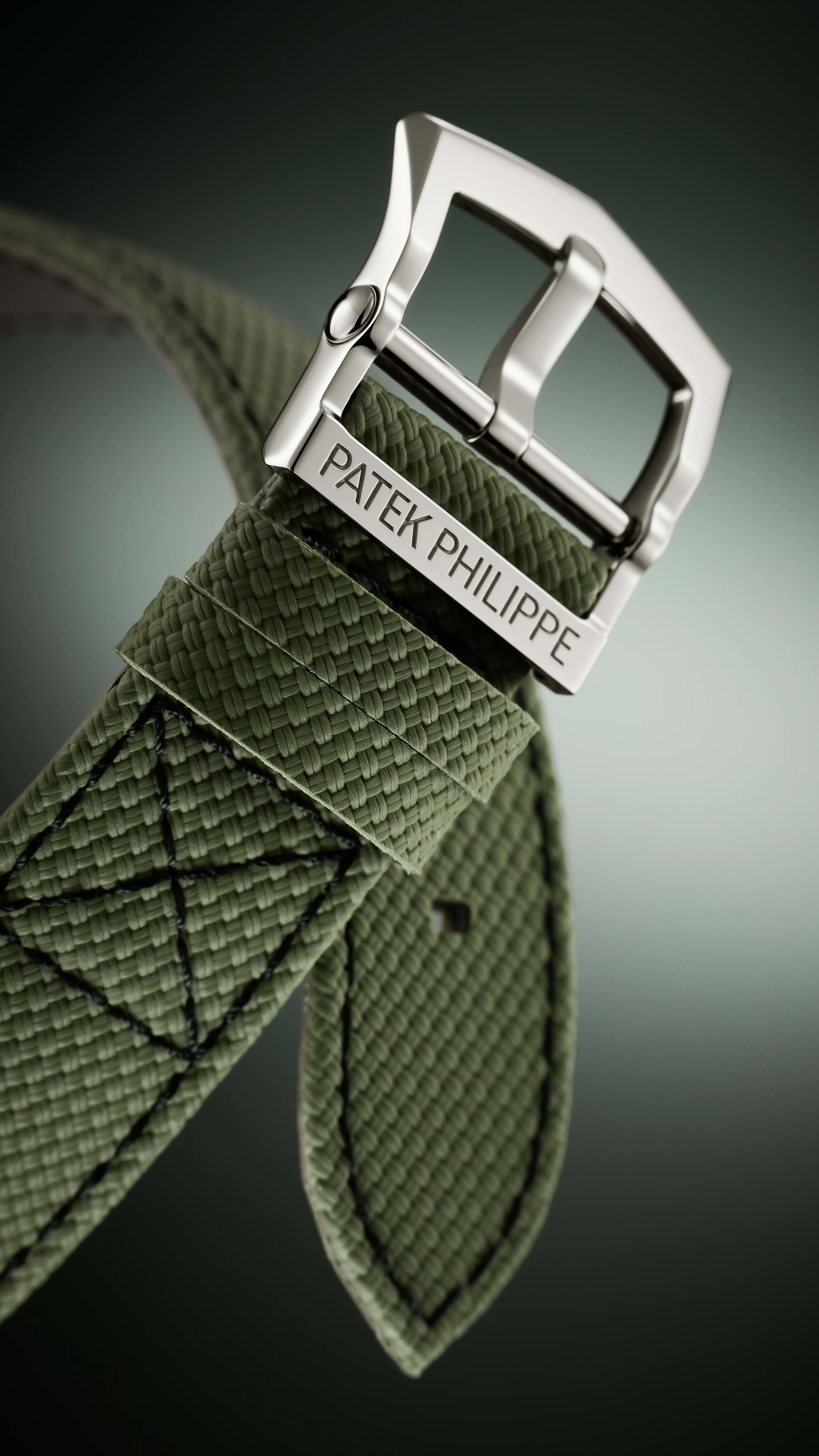 PP_5524G_010_DET_BRACELET_01
