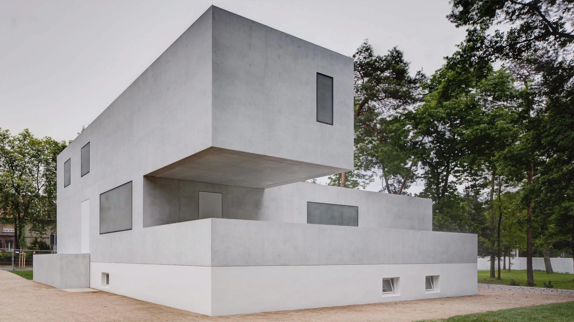 PPM_V3_N10_Bauhaus_thumbnail