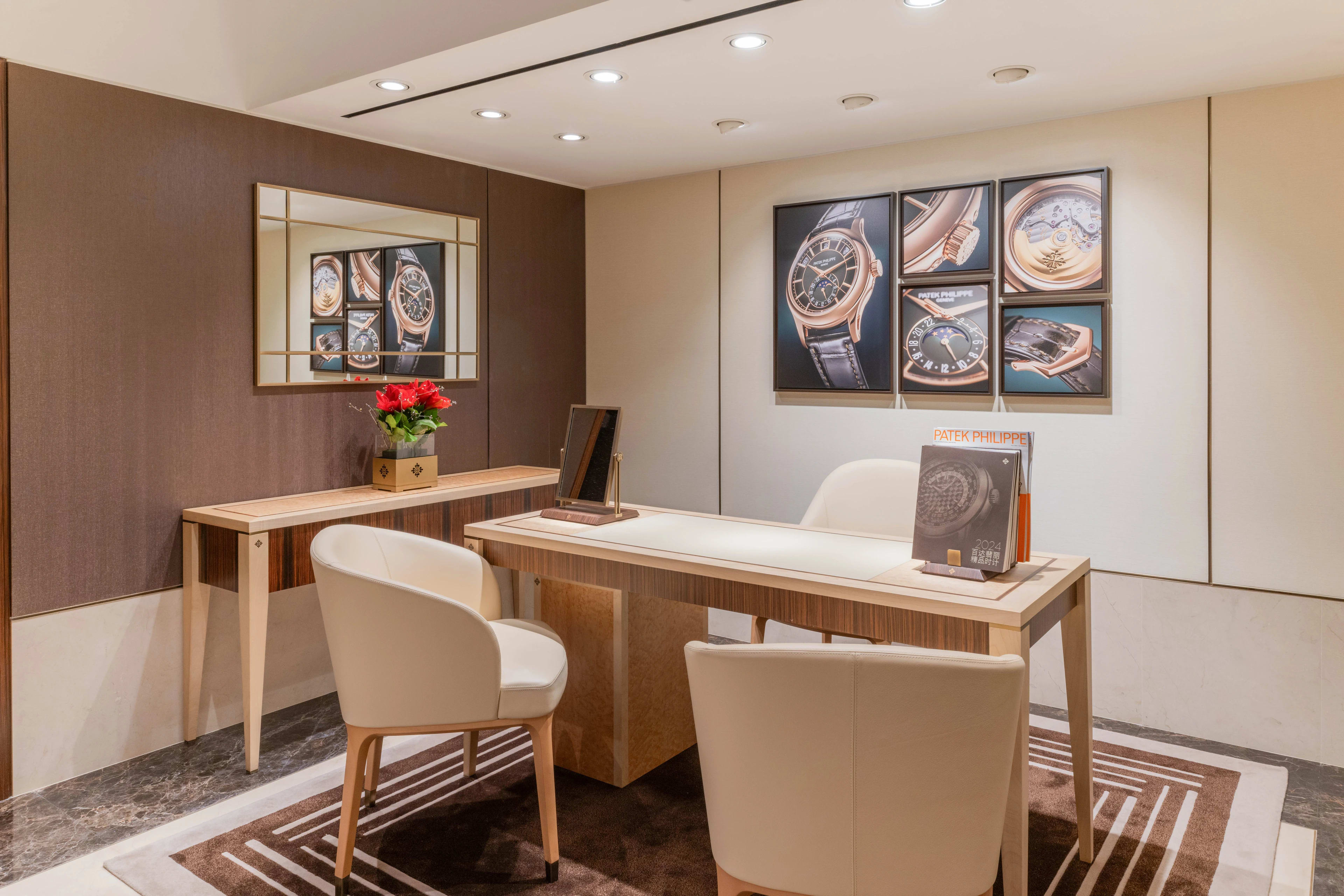 PP_POS_Hong_Kong_SAR_China_Hong_Kong_Queens_Road_Central_Emperor_Watch_&_Jewellery_interior_5