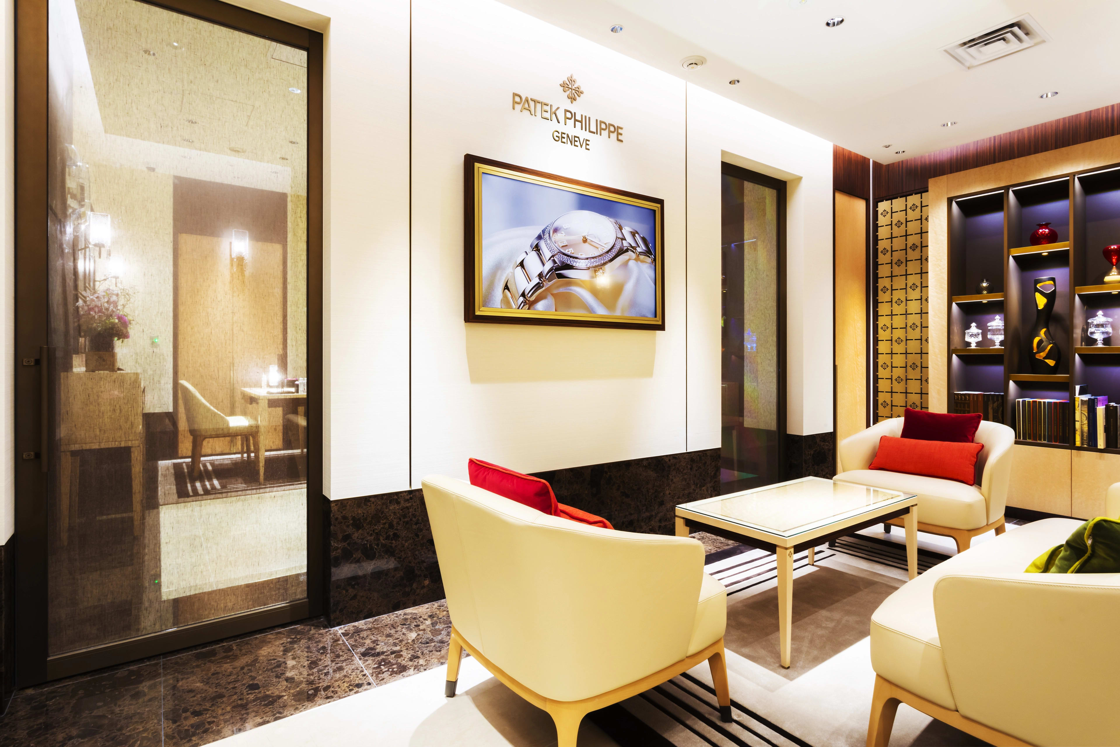 PP_POS_Japan_Fukuoka_Mitsukoshi Dept._Fukuoka_Store_interior_2