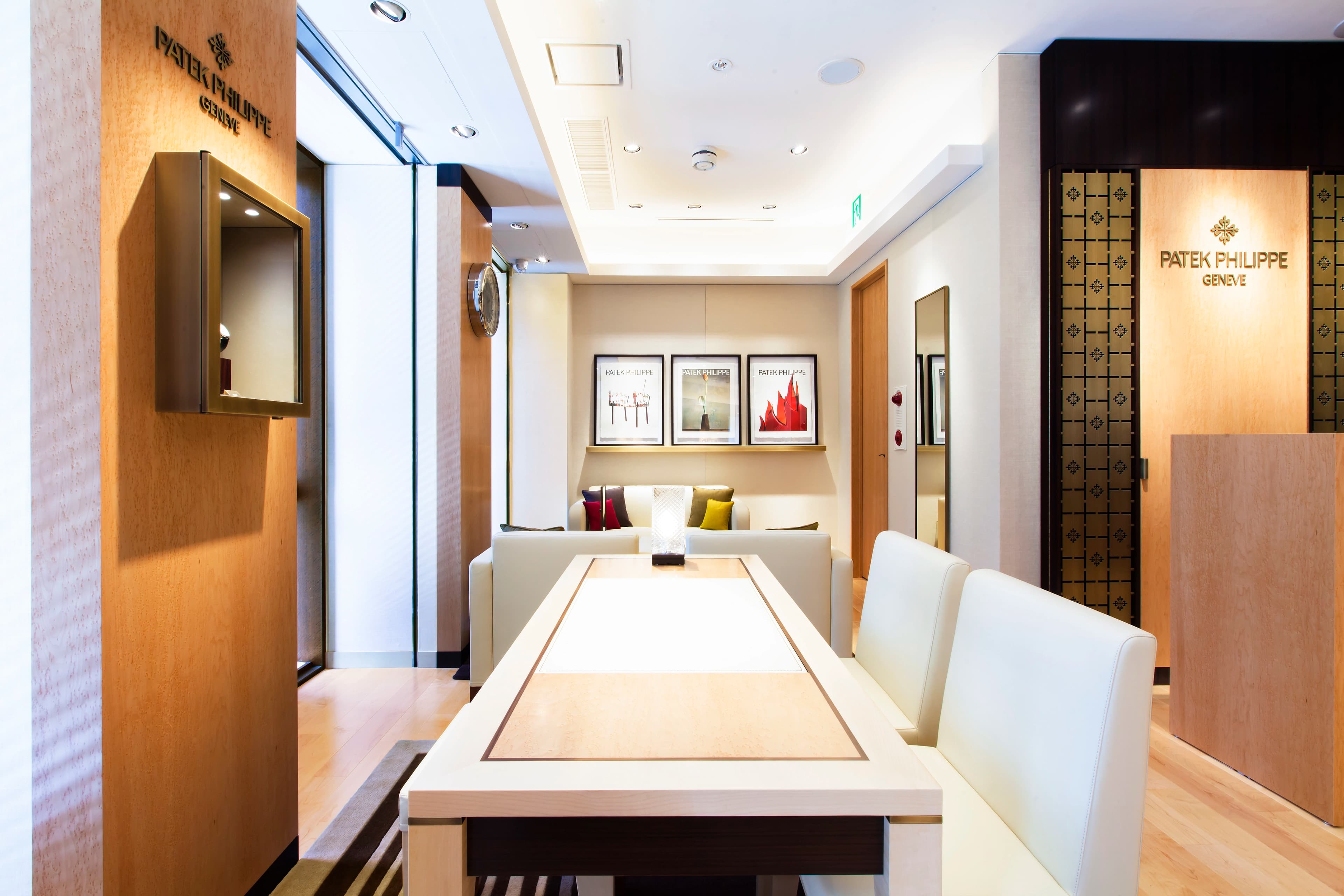 PP_POS_Japan_Hyogo_Kamine_Torroad_Store_interior_2