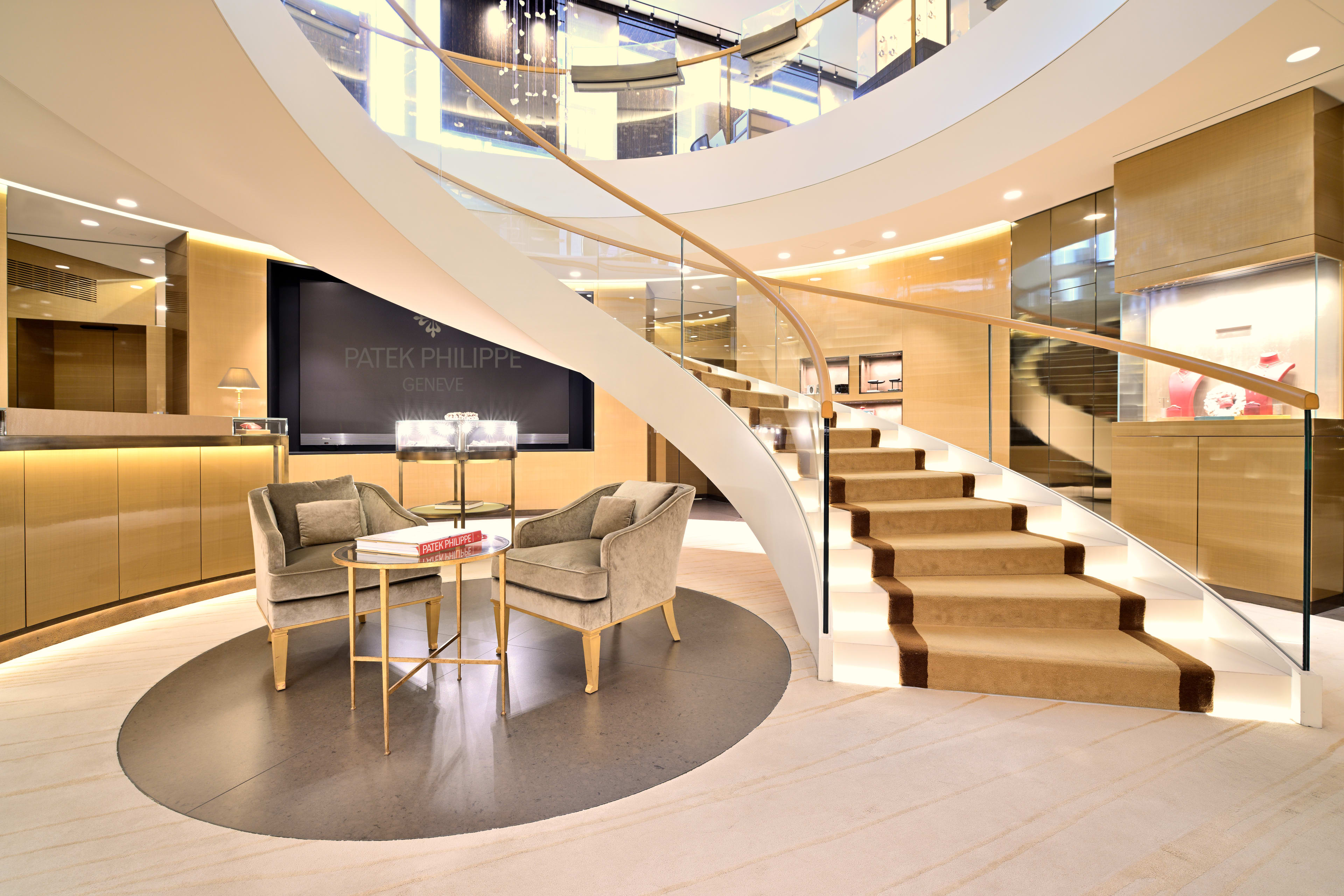 PP_POS_Liechtenstein_Vaduz_Huber_Uhren_Schmuck_interior_1