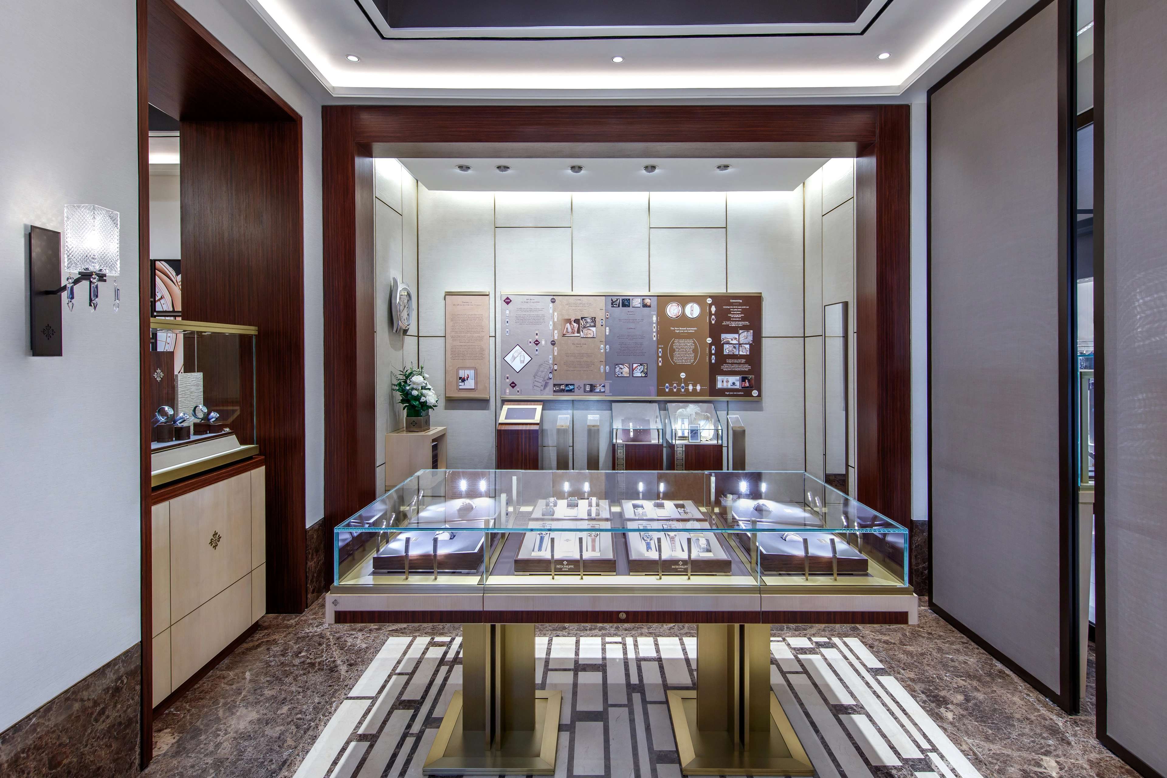 PP_POS_Philippines_Manila_Lucerne_Jewellers_interior_2