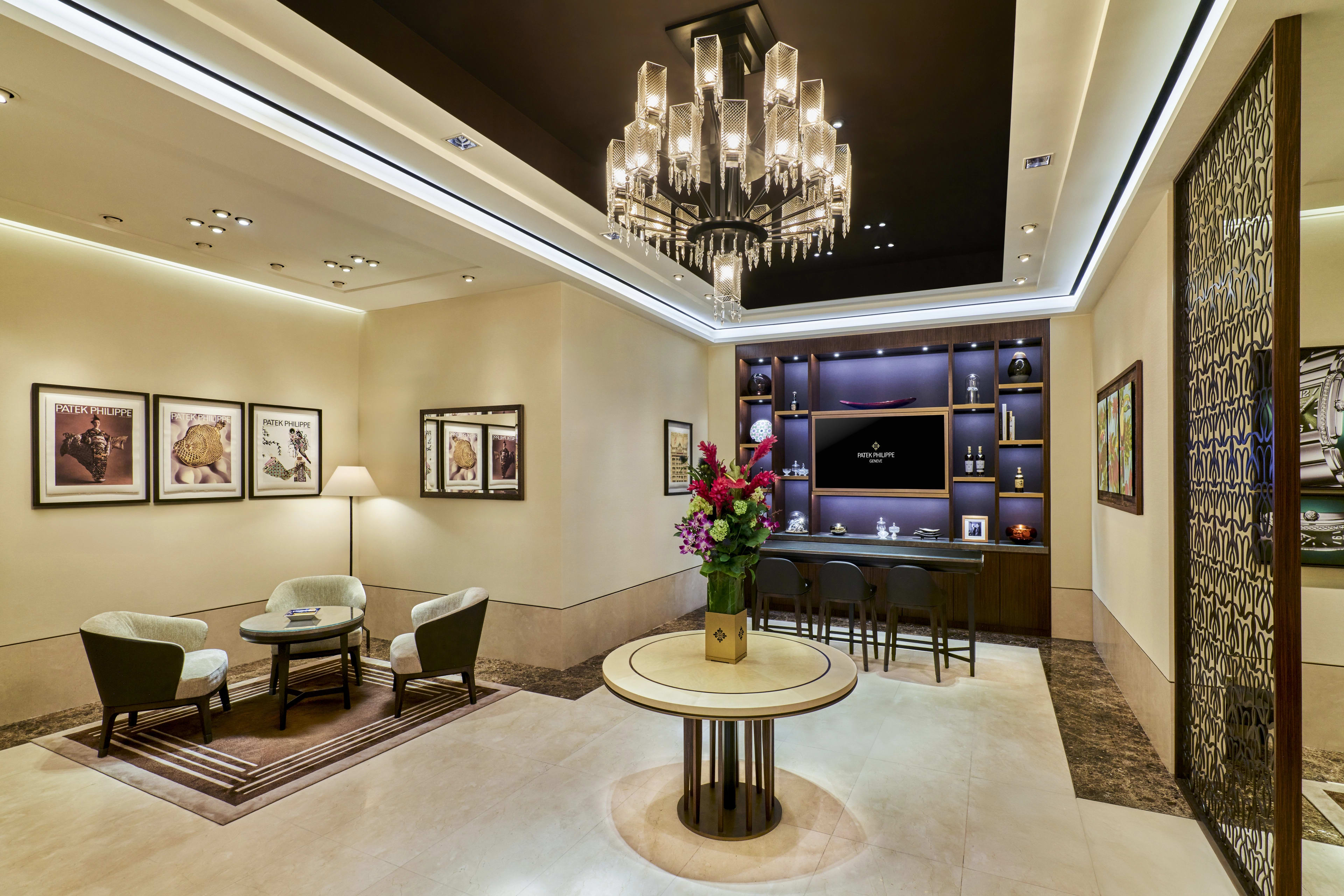 PP_POS_Singapore_ION_Orchard_Cortina_Watch_interior_2