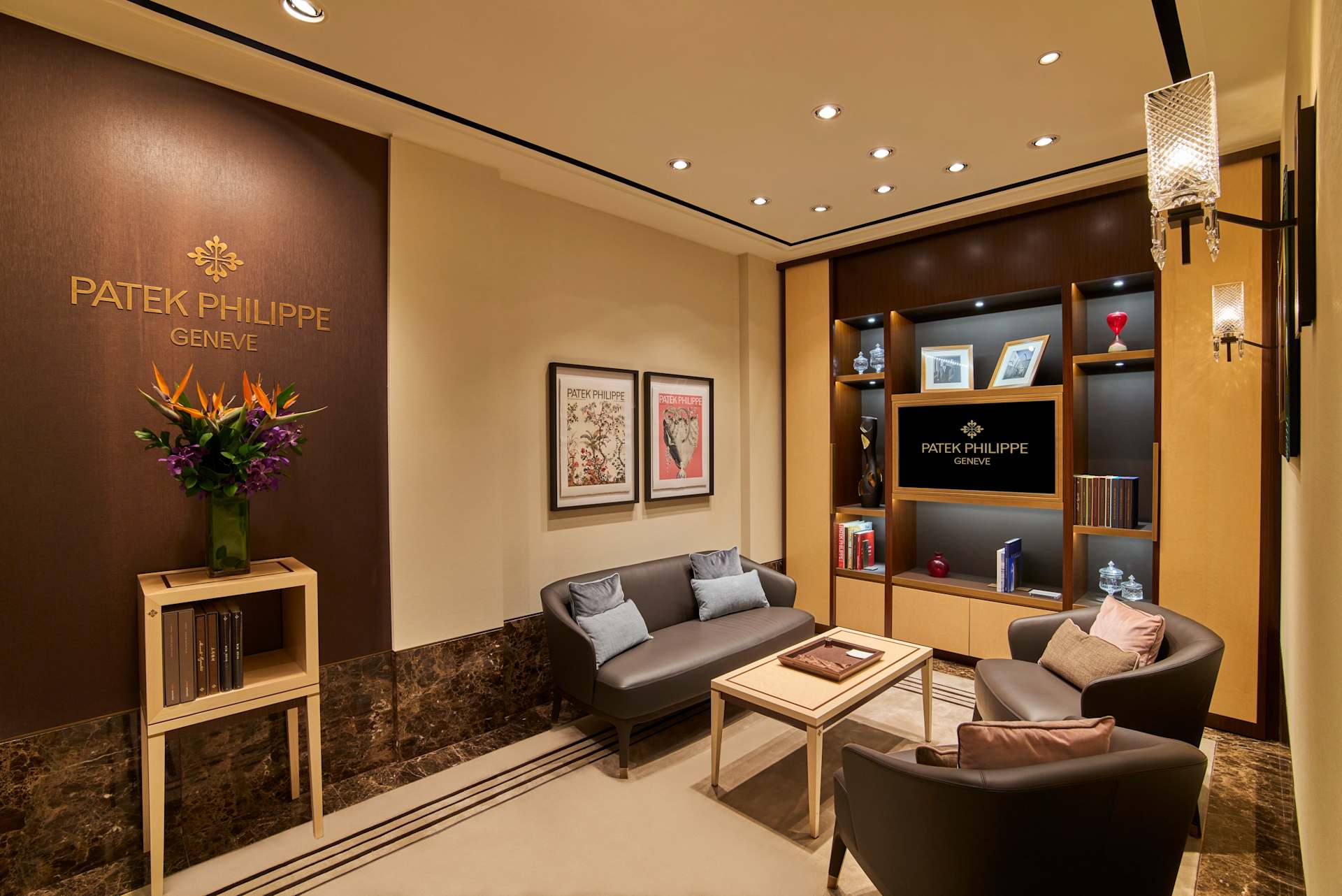 PP_POS_Singapore_Paragon_Cortina_Watch_interior_3