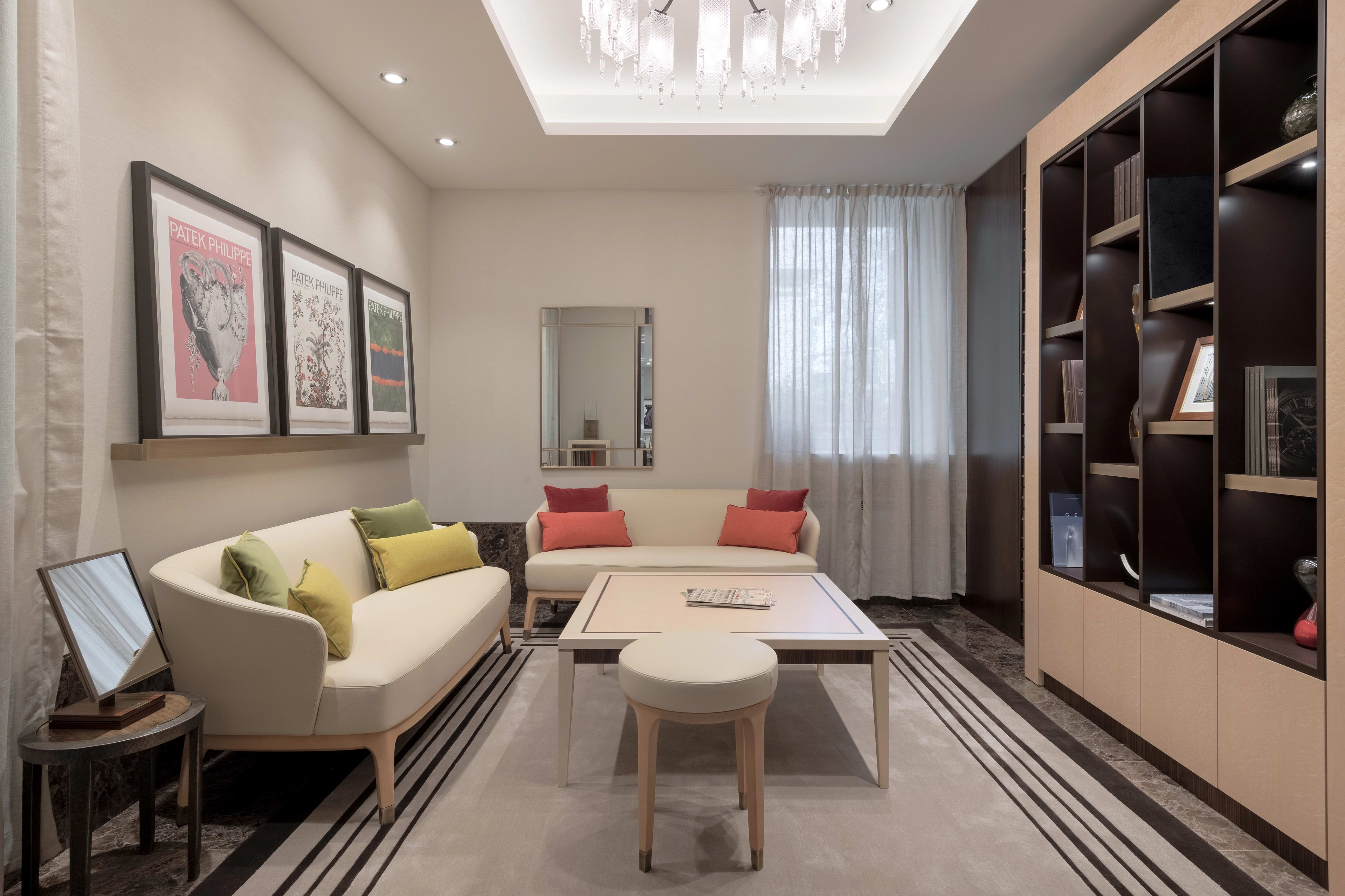 PP_POS_Ukraine_Kiev_Royal_Time_interior_4