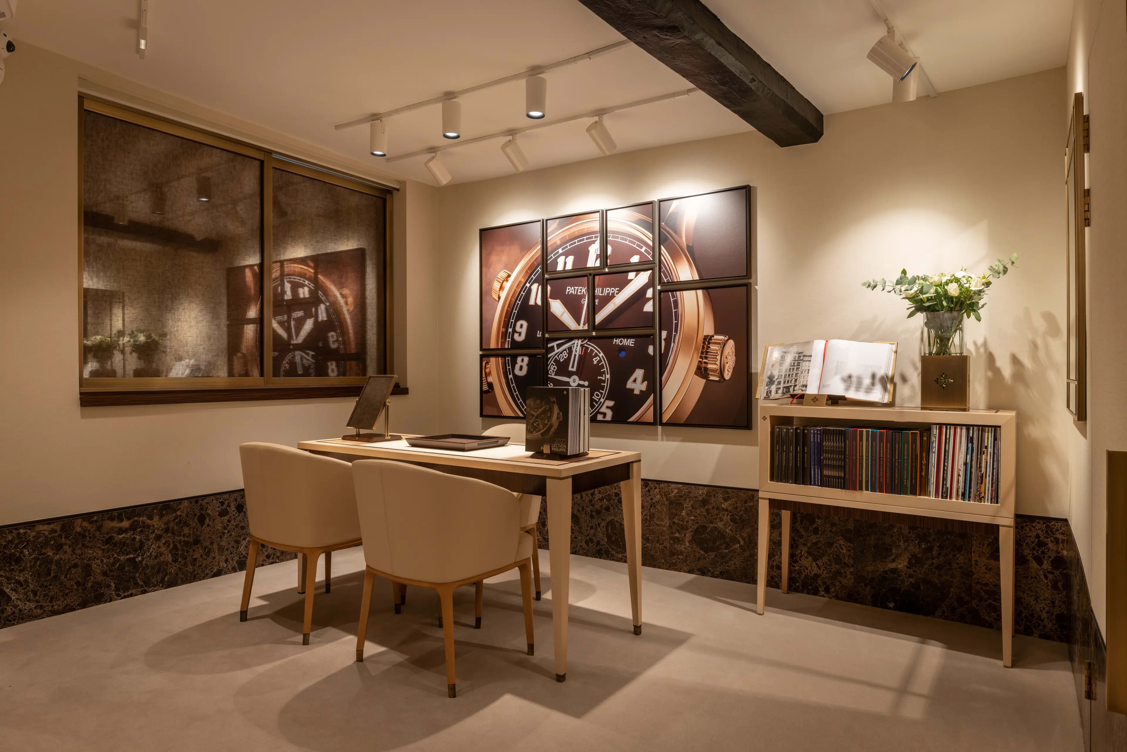 PP_POS_United_Kingdom_York_Berrys_interior_1