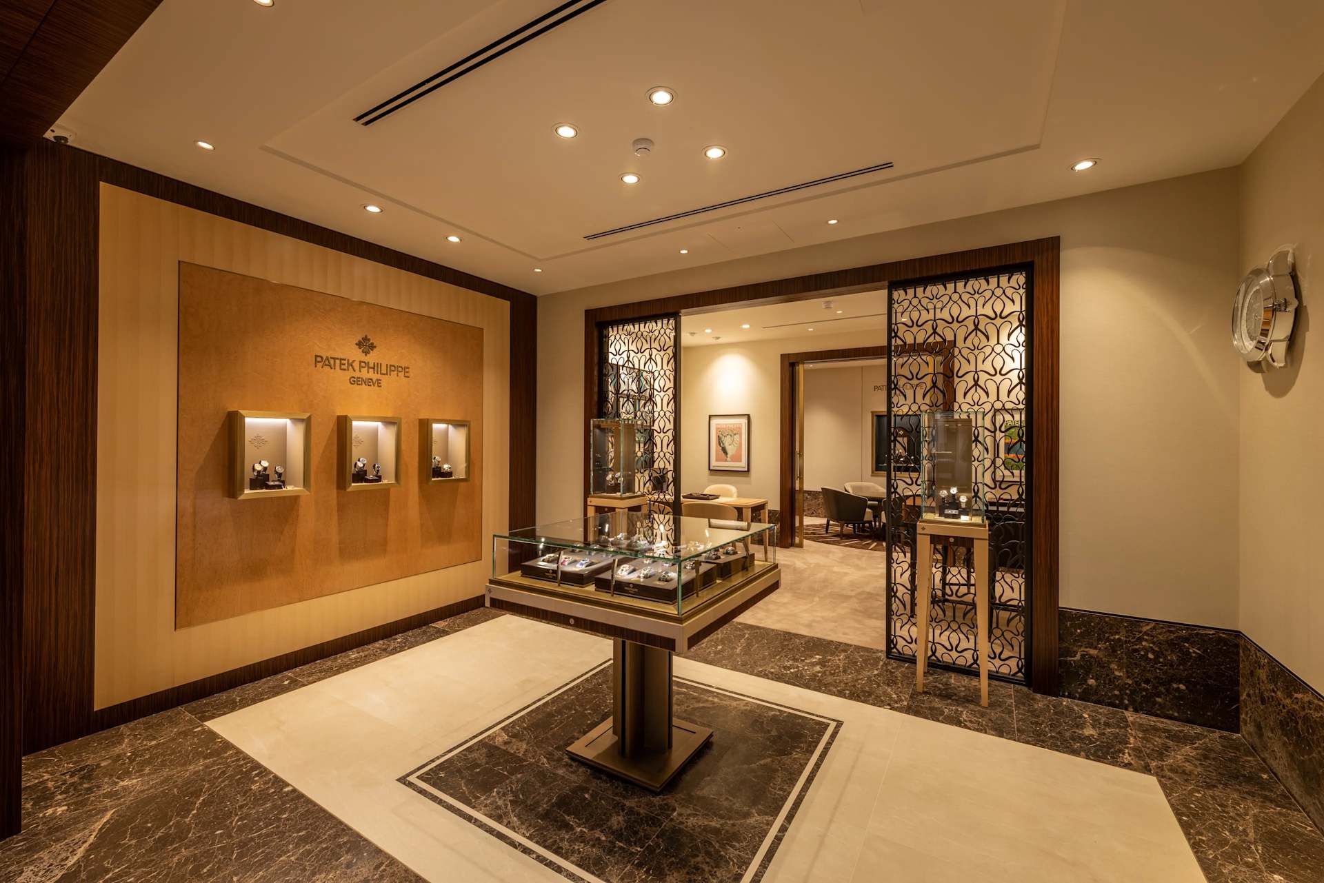 PP_POS_United_Kingdom_Leicester_Pragnell_interior_2
