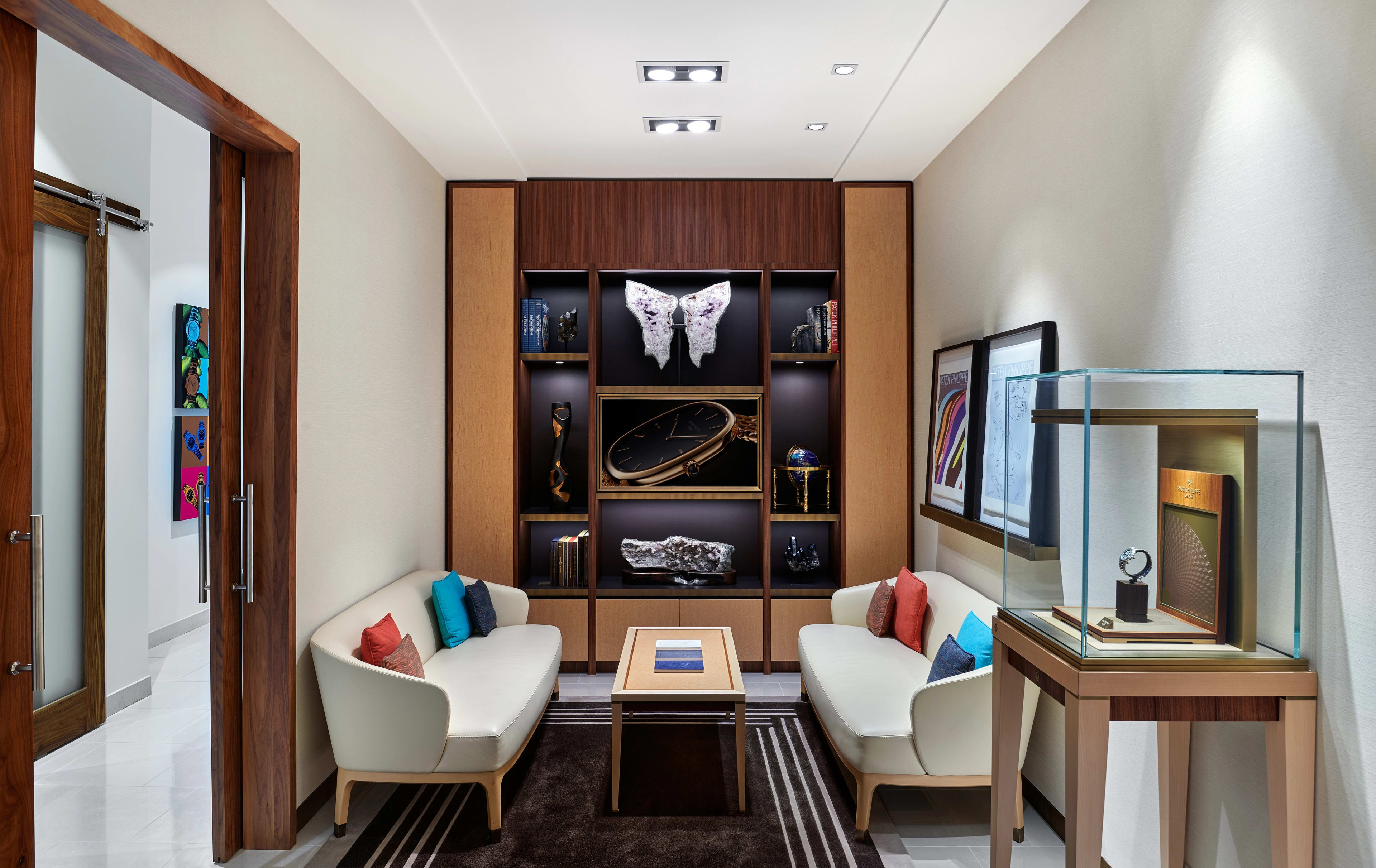 PP_POS_United_States_Chicago_Razny_Jewelers_interior_4