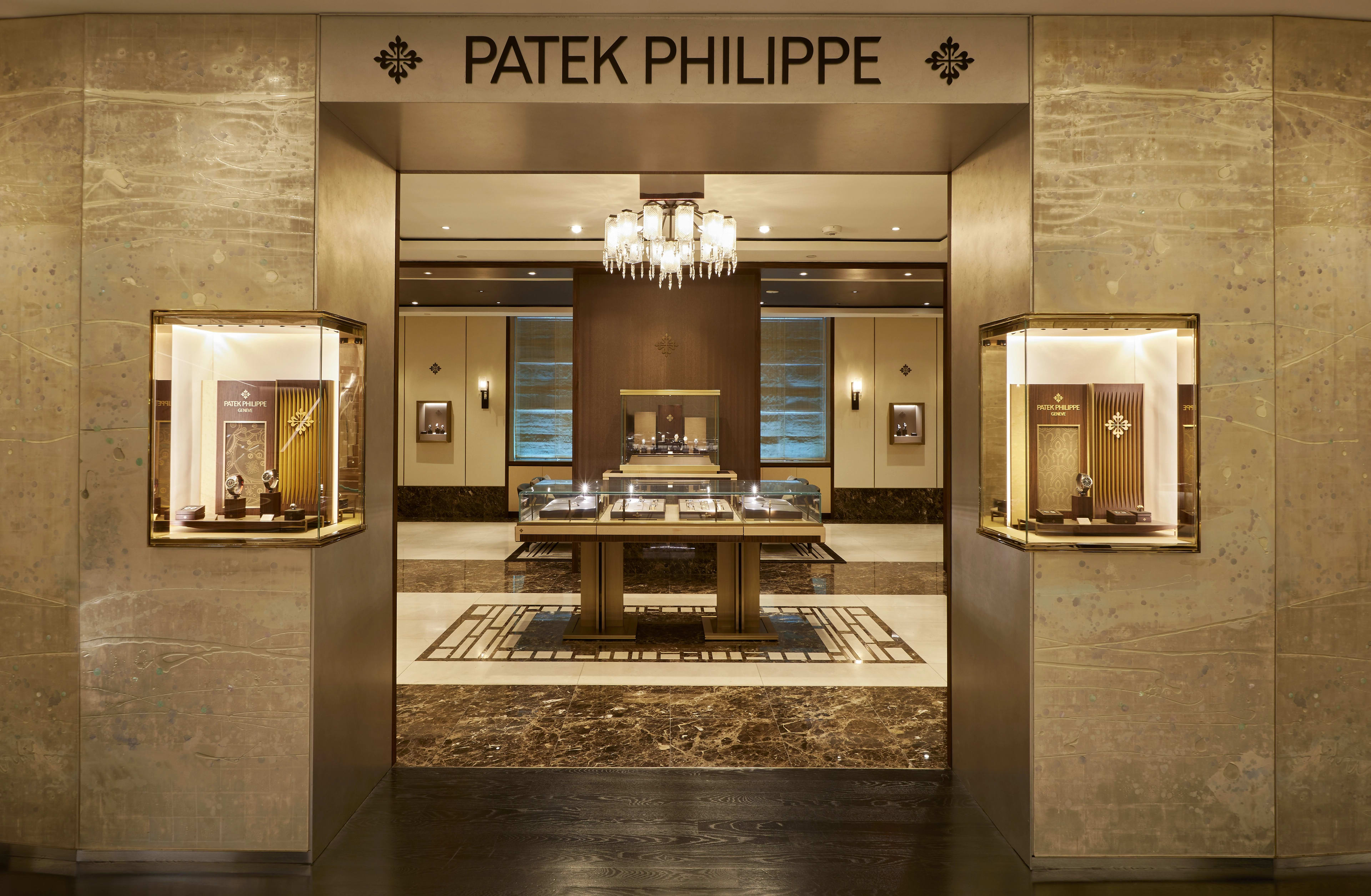 PP_POS_United_States_New_York_Tiffany_&_Co._interior_1