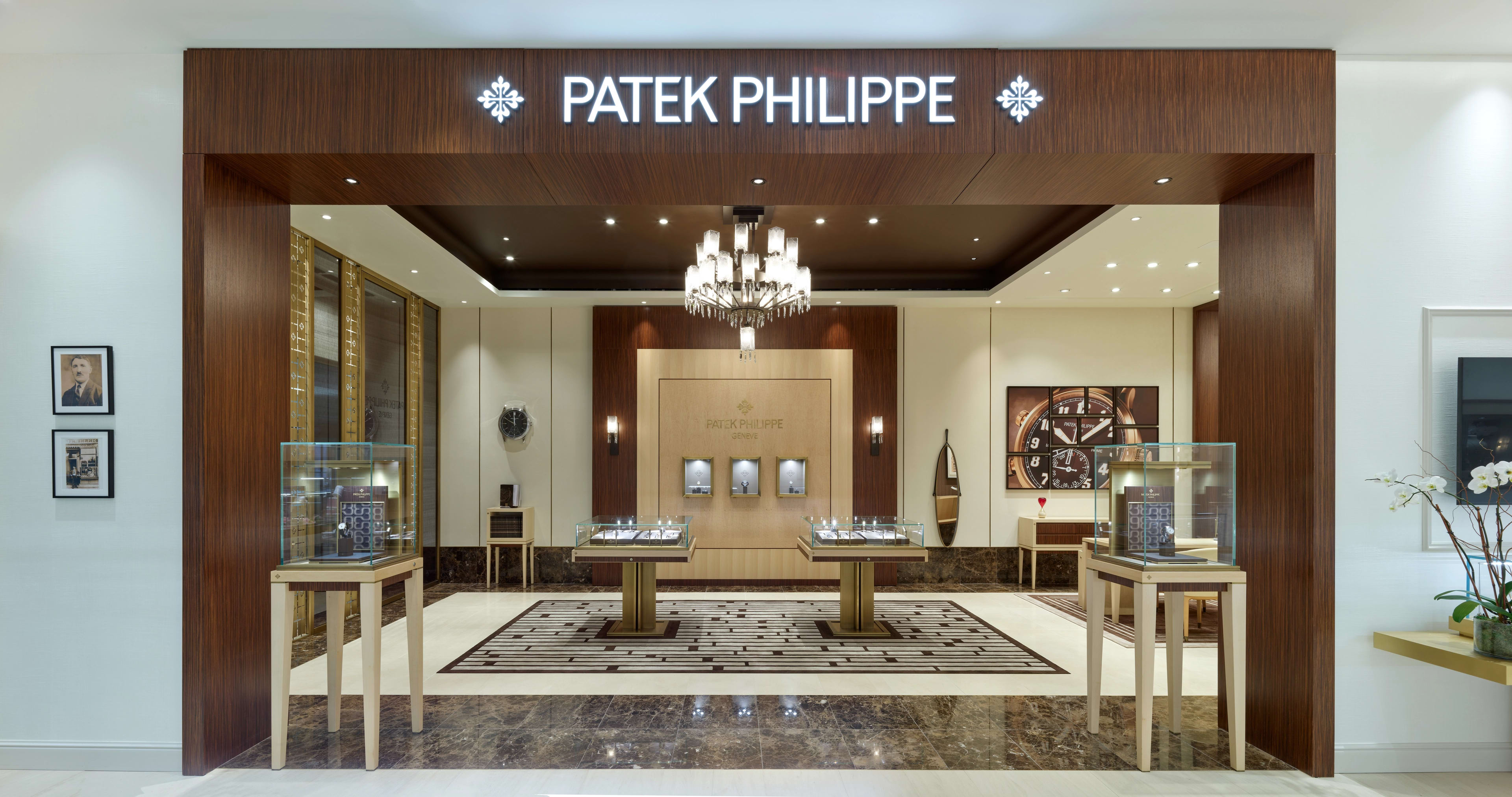 PP_POS_United_States_Short_Hills_London_Jewelers_interior_1