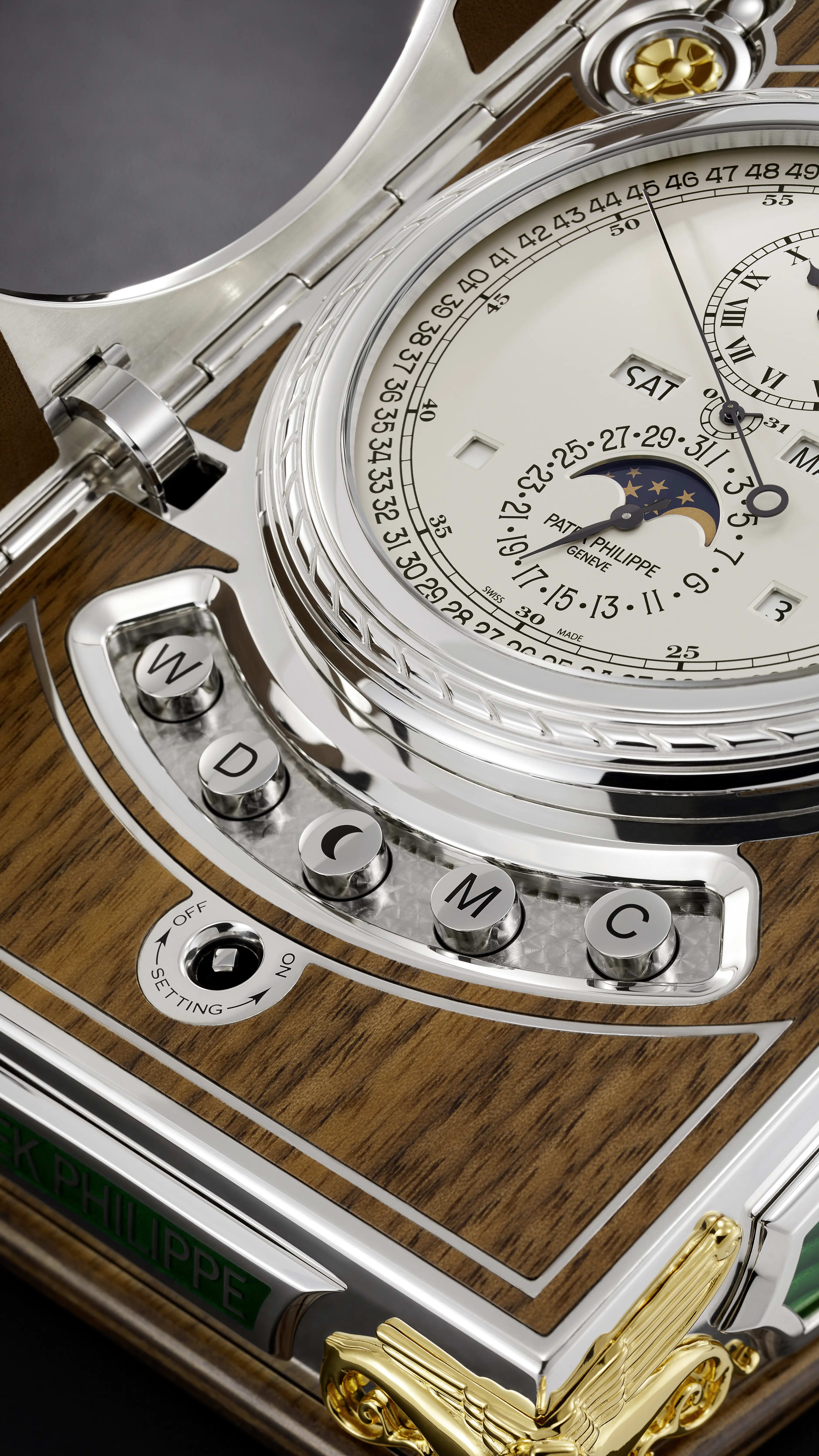 PP_27000M_001_DET_CASE_DIAL_02