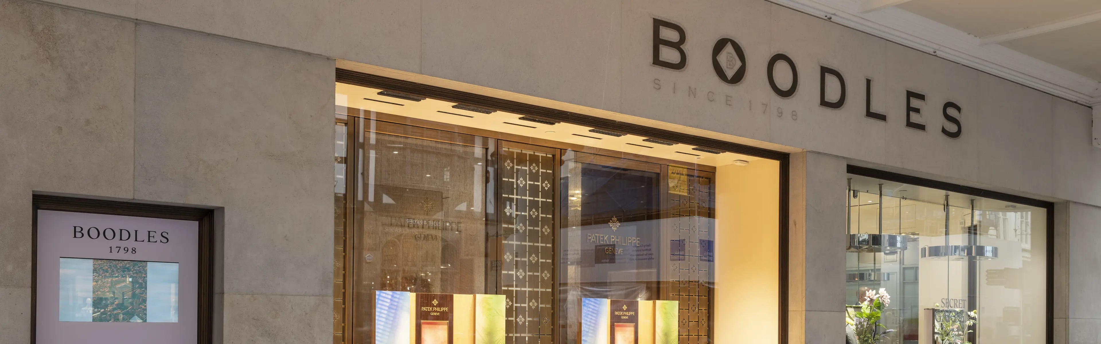 PP_POS_United_Kingdom_Chester_Boodles_exterior