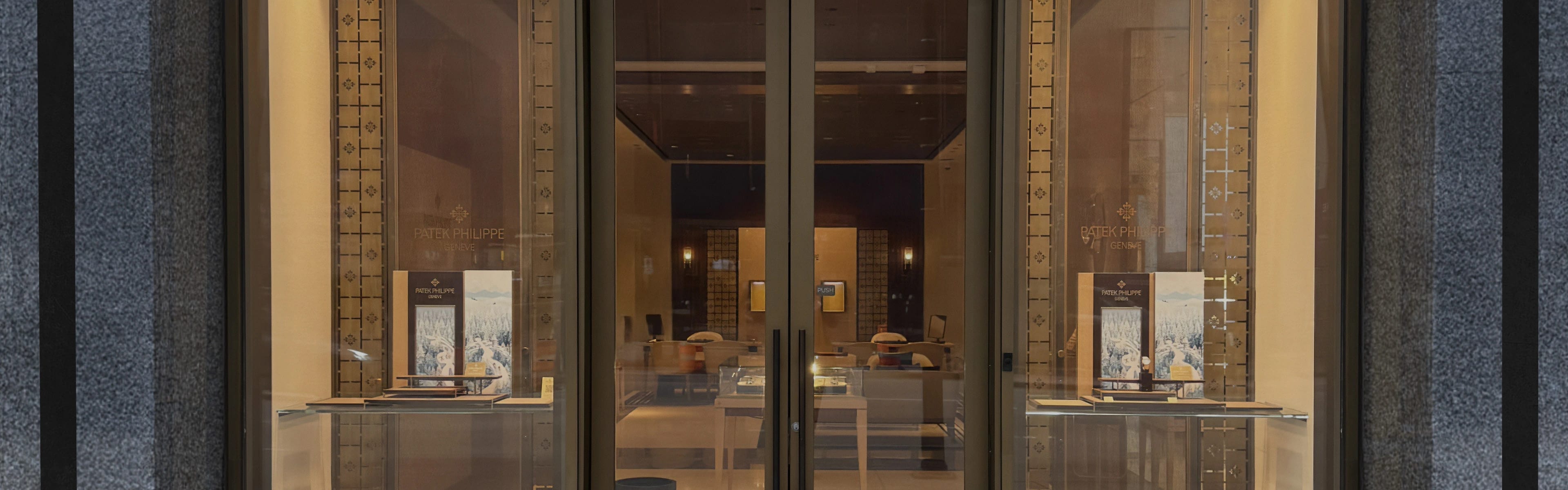 PP_POS_Canada_Vancouver_Maison_Birks_exterior_HOR