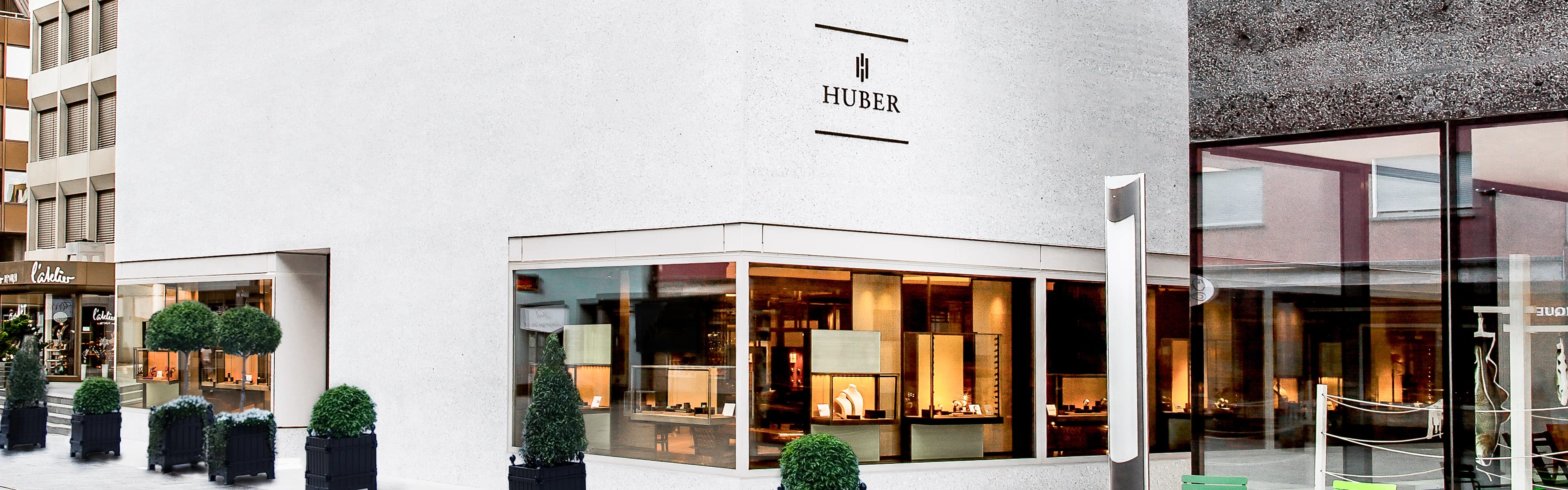 PP_POS_Liechtenstein_Vaduz_Huber_Uhren_Schmuck_exterior