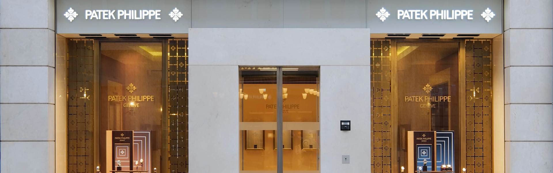 PP_POS_Luxembourg_Goeres_Horlogerie_exterior_HOR