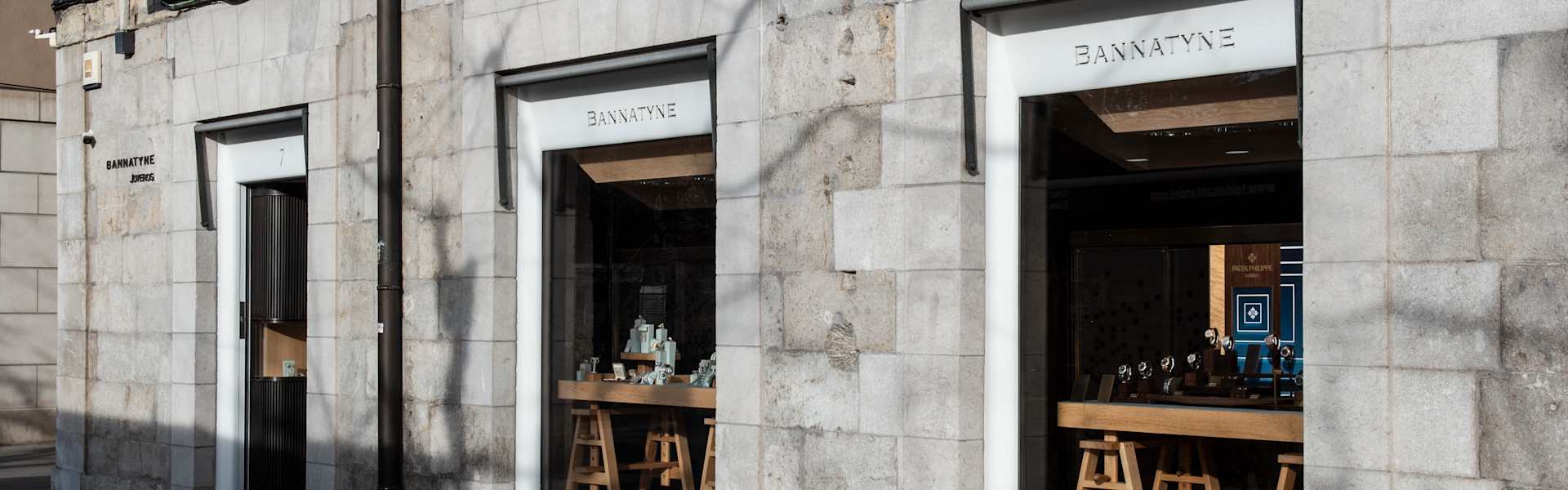 PP_POS_Spain_Santander_Bannatyne_Joyeros_exterior
