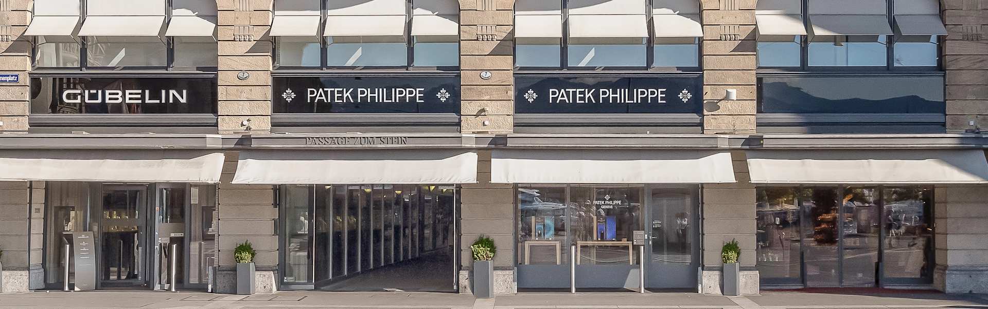 PP_POS_Switzerland_Luzern_Gübelin_exterior