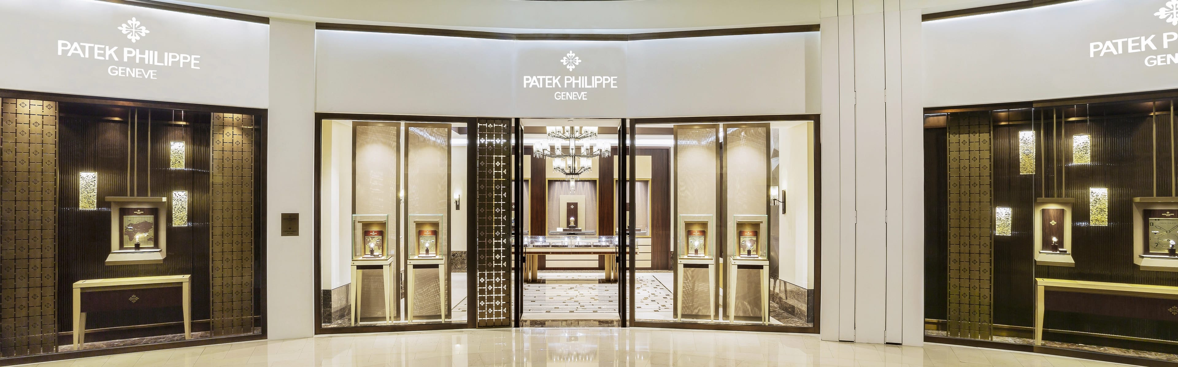 PP_POS_Taiwan_Taipei_Cortina_Watch_exterior