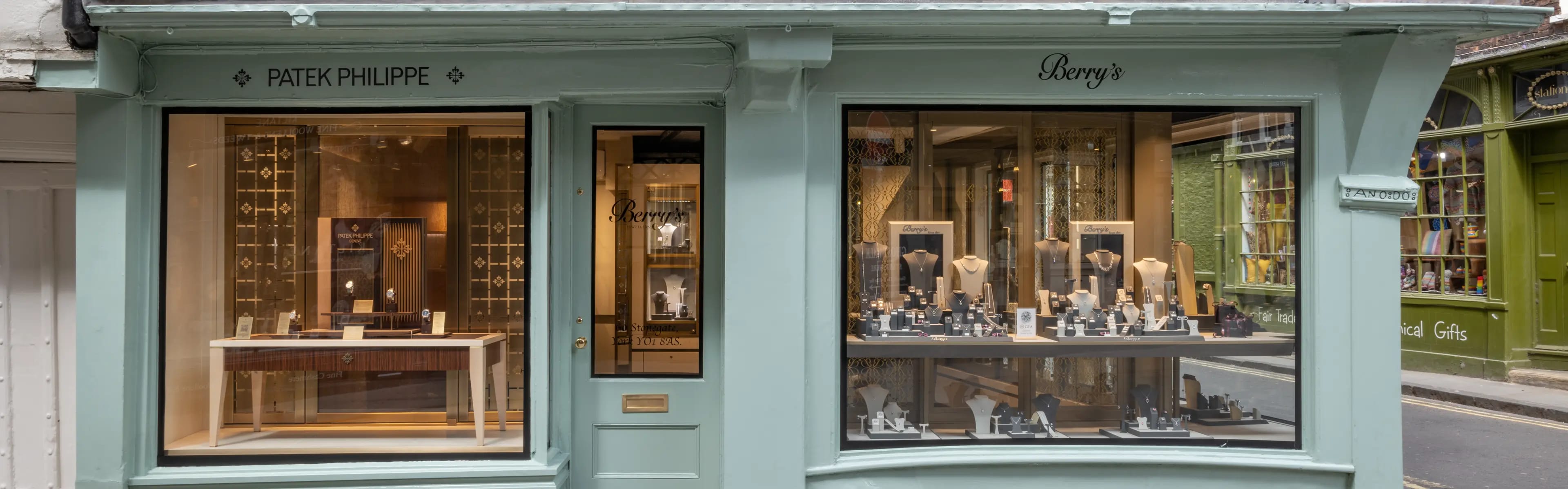 PP_POS_United_Kingdom_York_Berrys_exterior