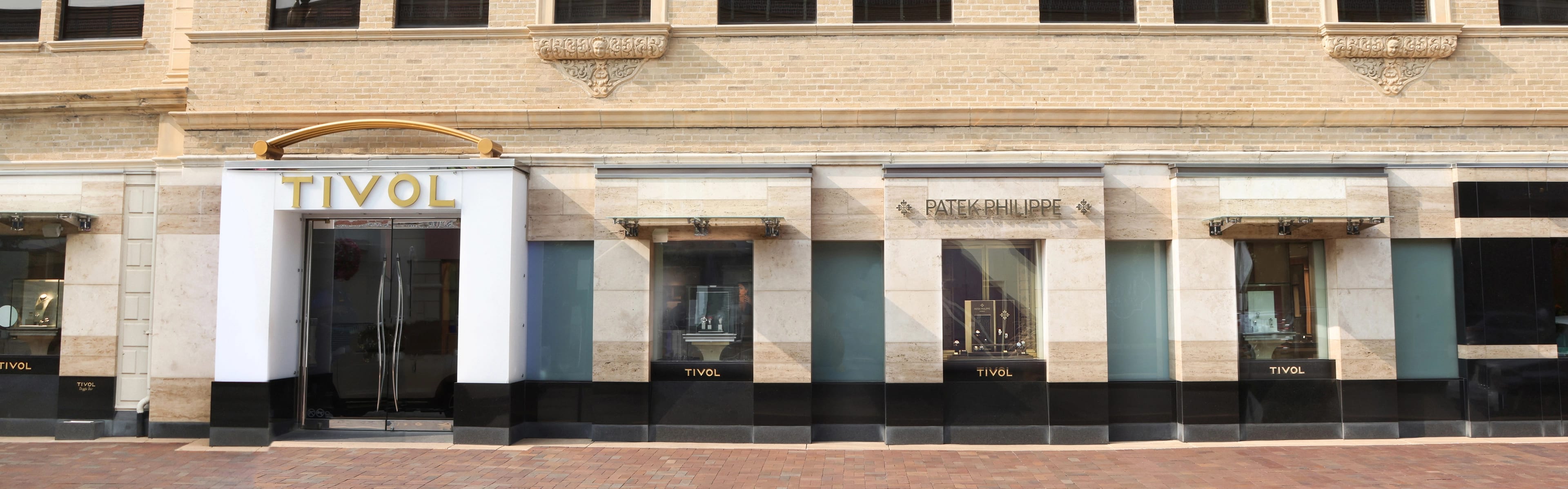 PP_POS_United_States_Kansas_City_Tivol_exterior
