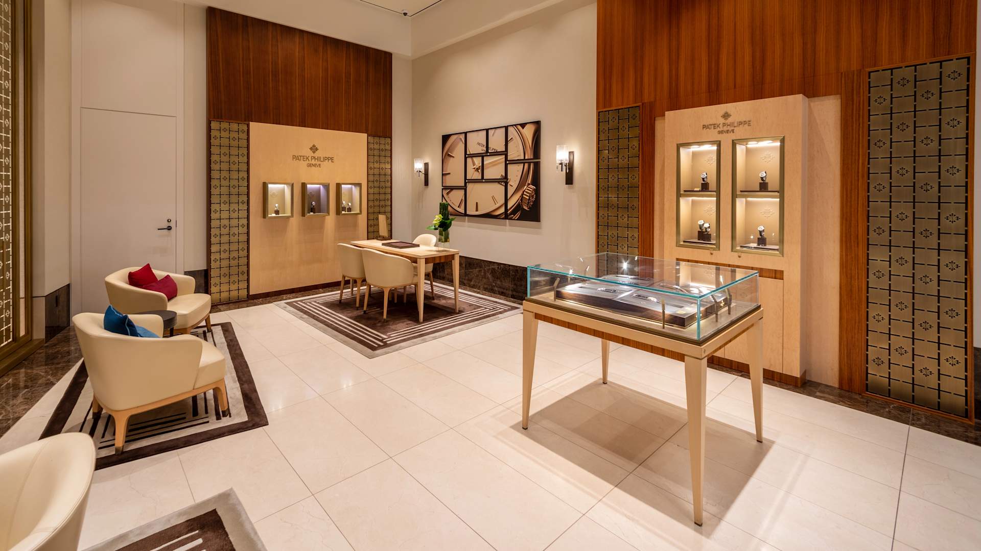 PP_POS_United_States_New_York_Watches_Of_Switzerland_interior_1.