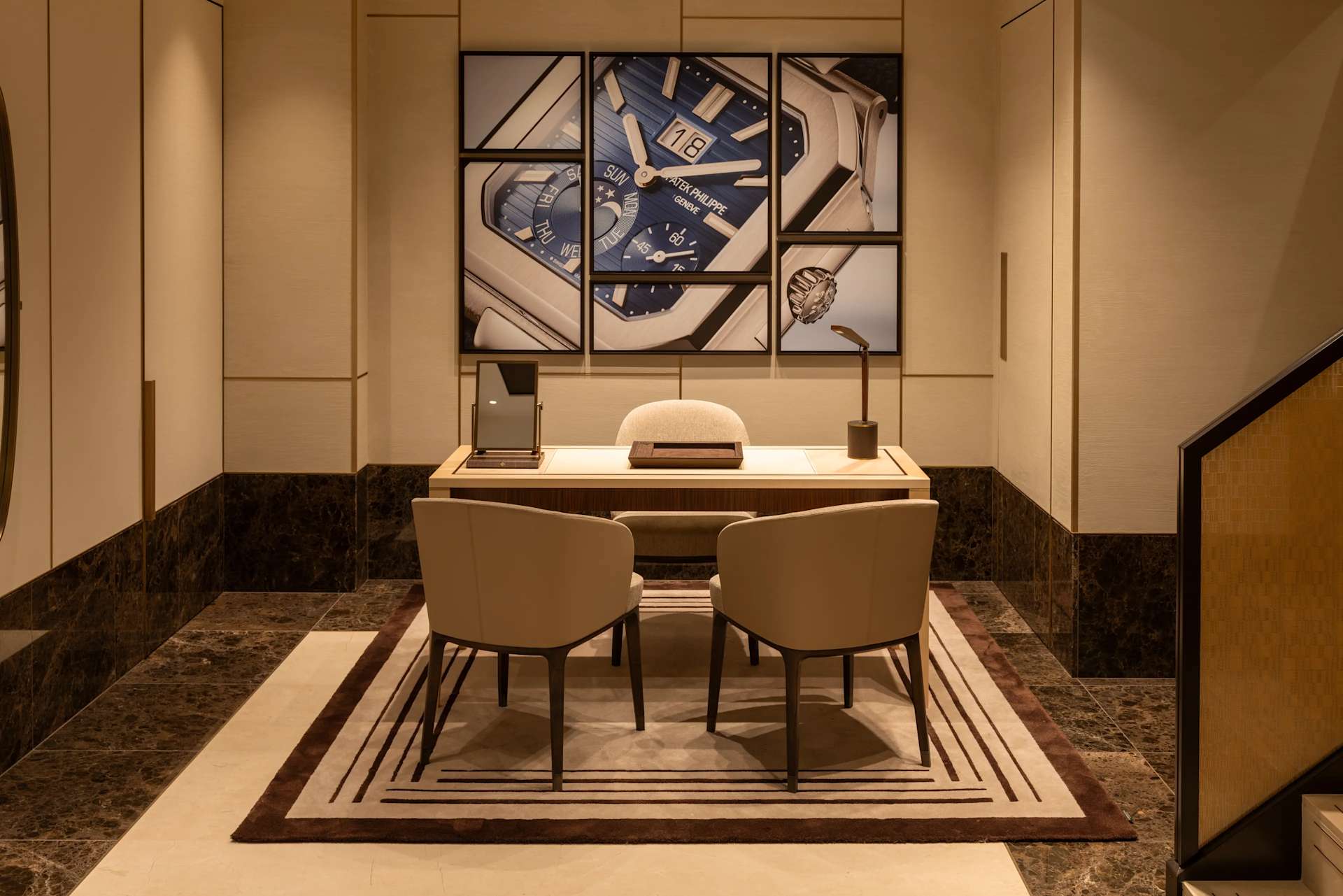 PP_POS_United_Kingdom_Leeds_Albion_Street_Patek_Philippe_Boutique_interior_4