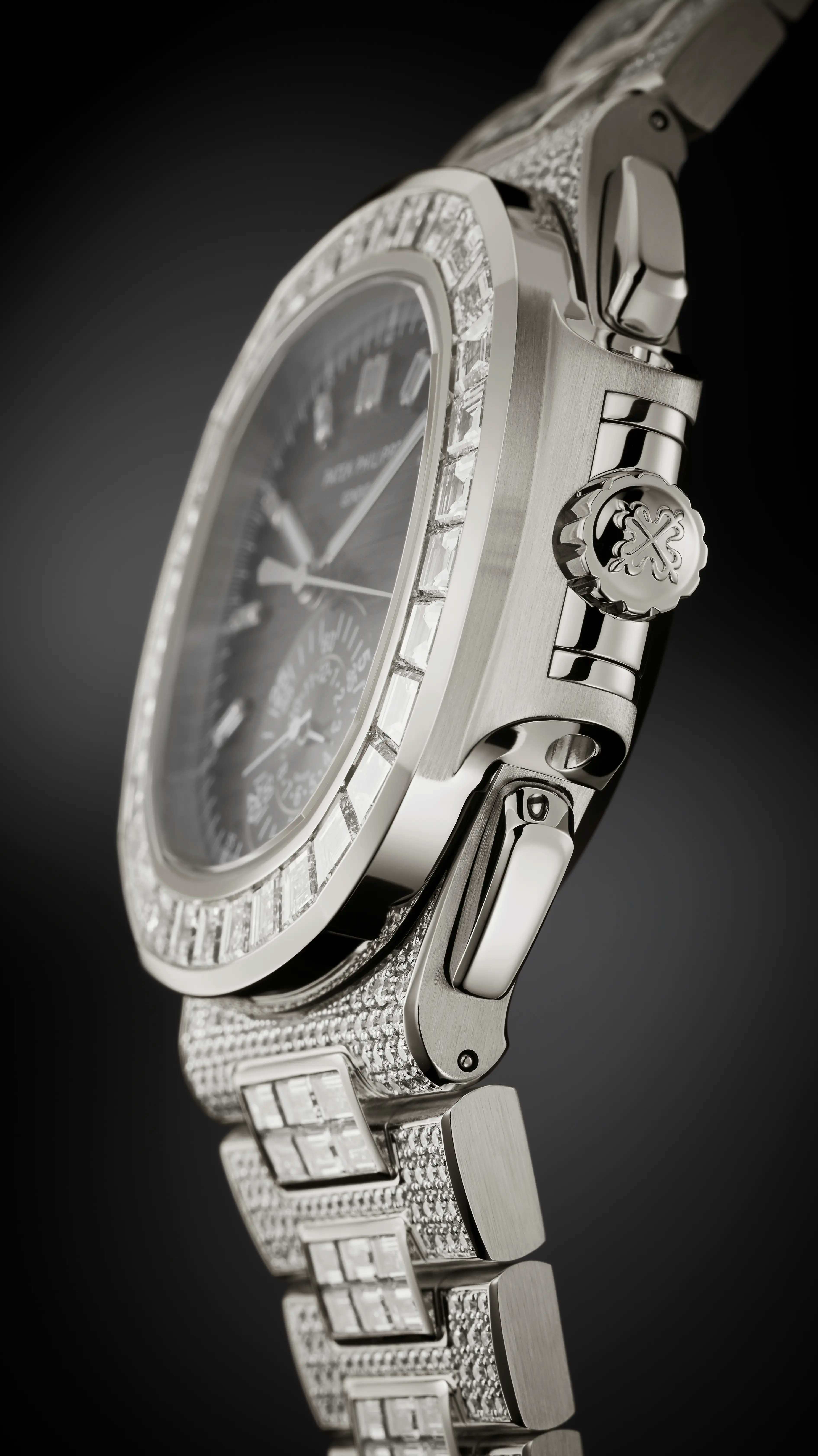 PP_5980_1400G_010_DET_CASE_CROWN_01