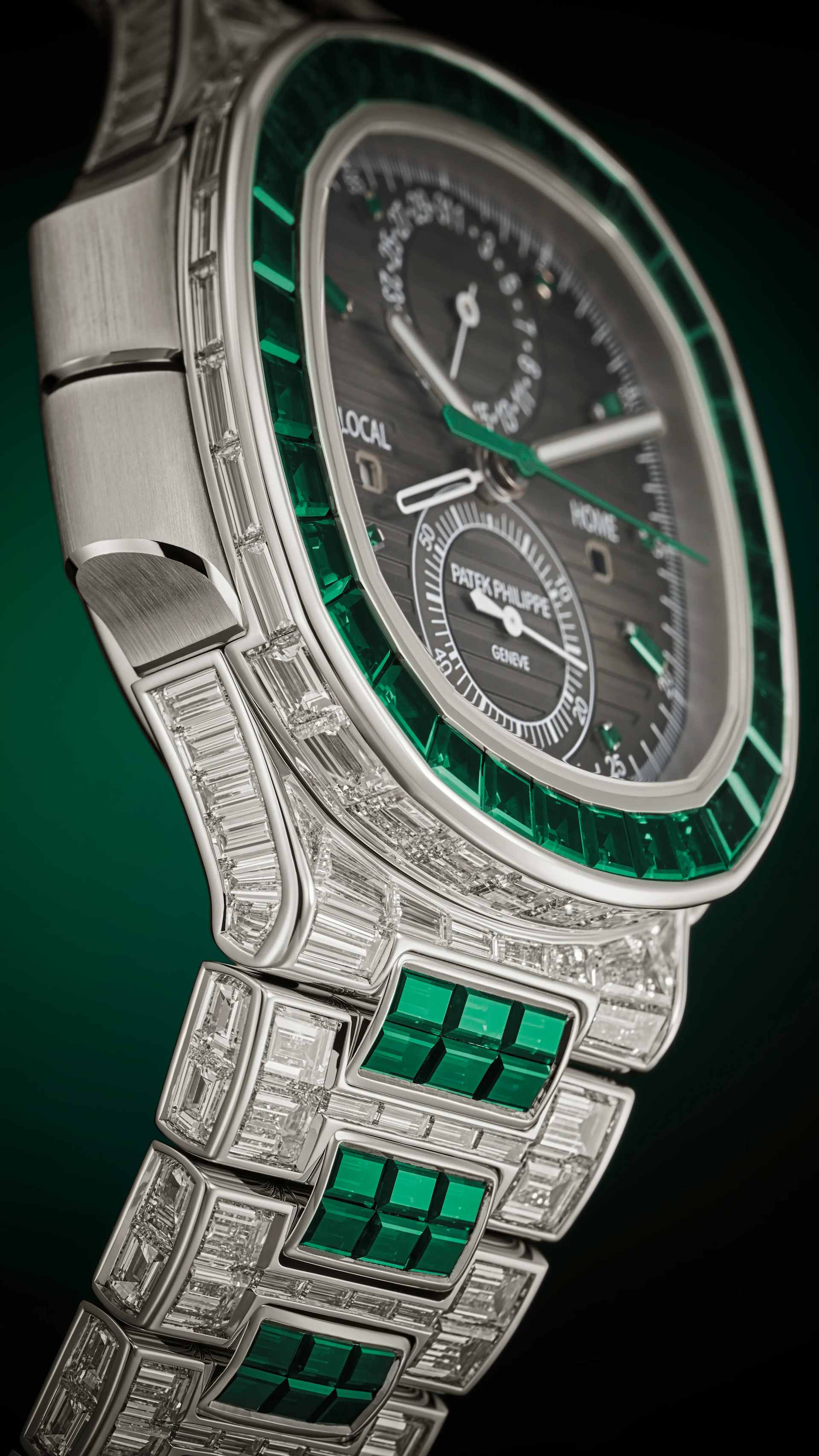 PP_5990_1423G_001_DET_BRACELET_CASE_01