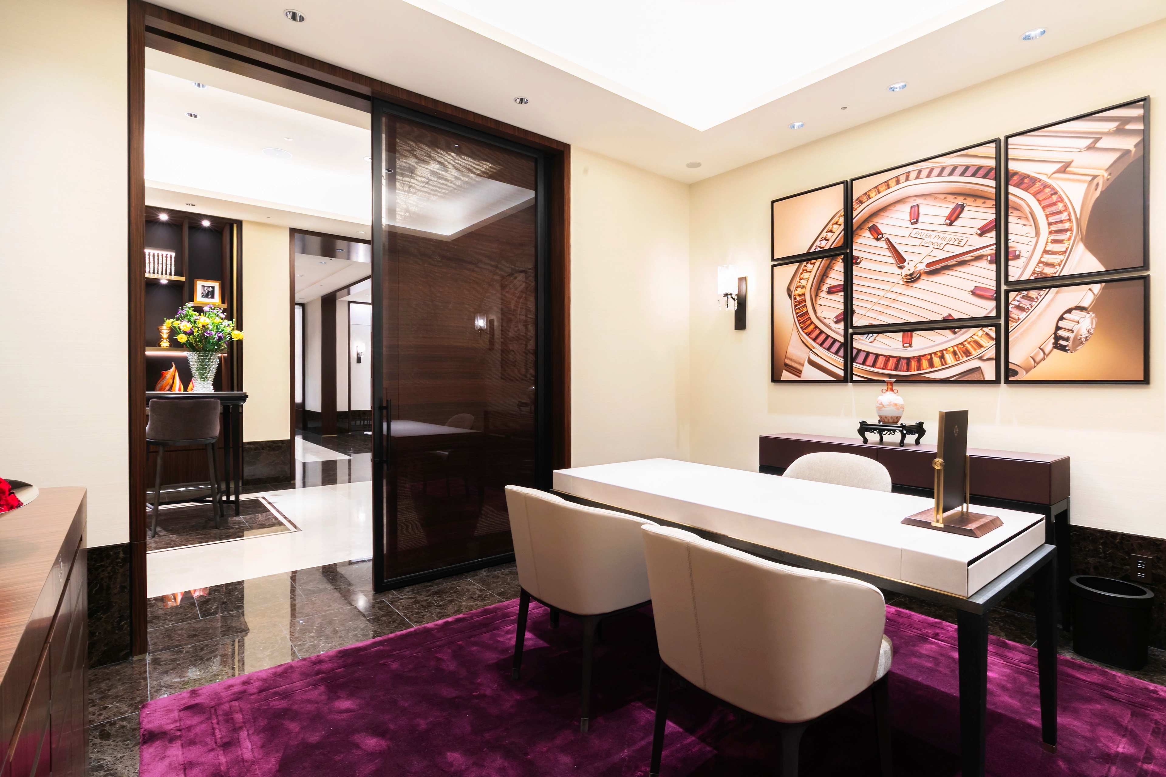 PP_POS_Japan_Tokyo_Patek_Philippe_Boutique_Tokyo_Omotesando_interior_4